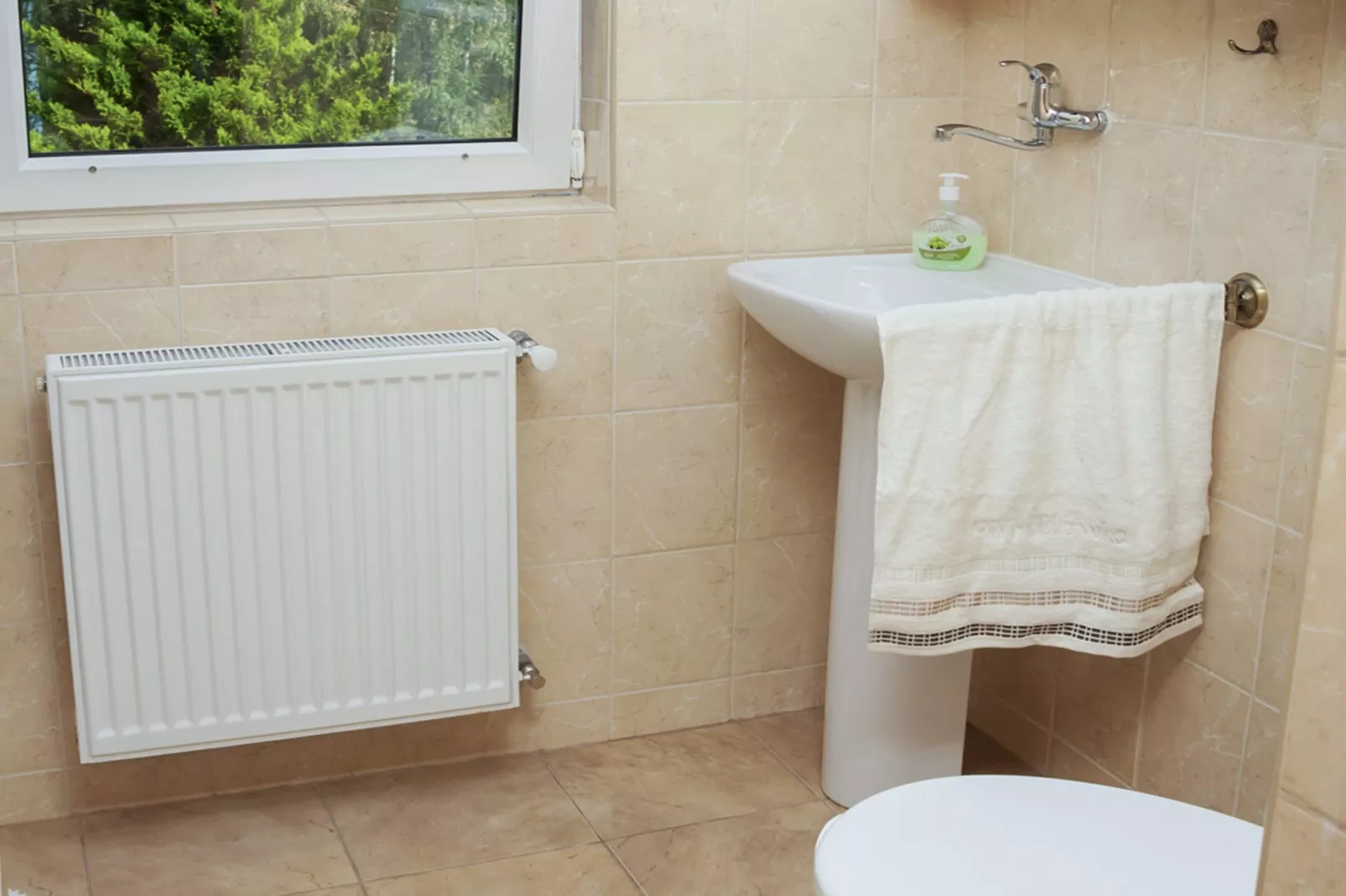 Holiday home in Szymbark-Bathroom