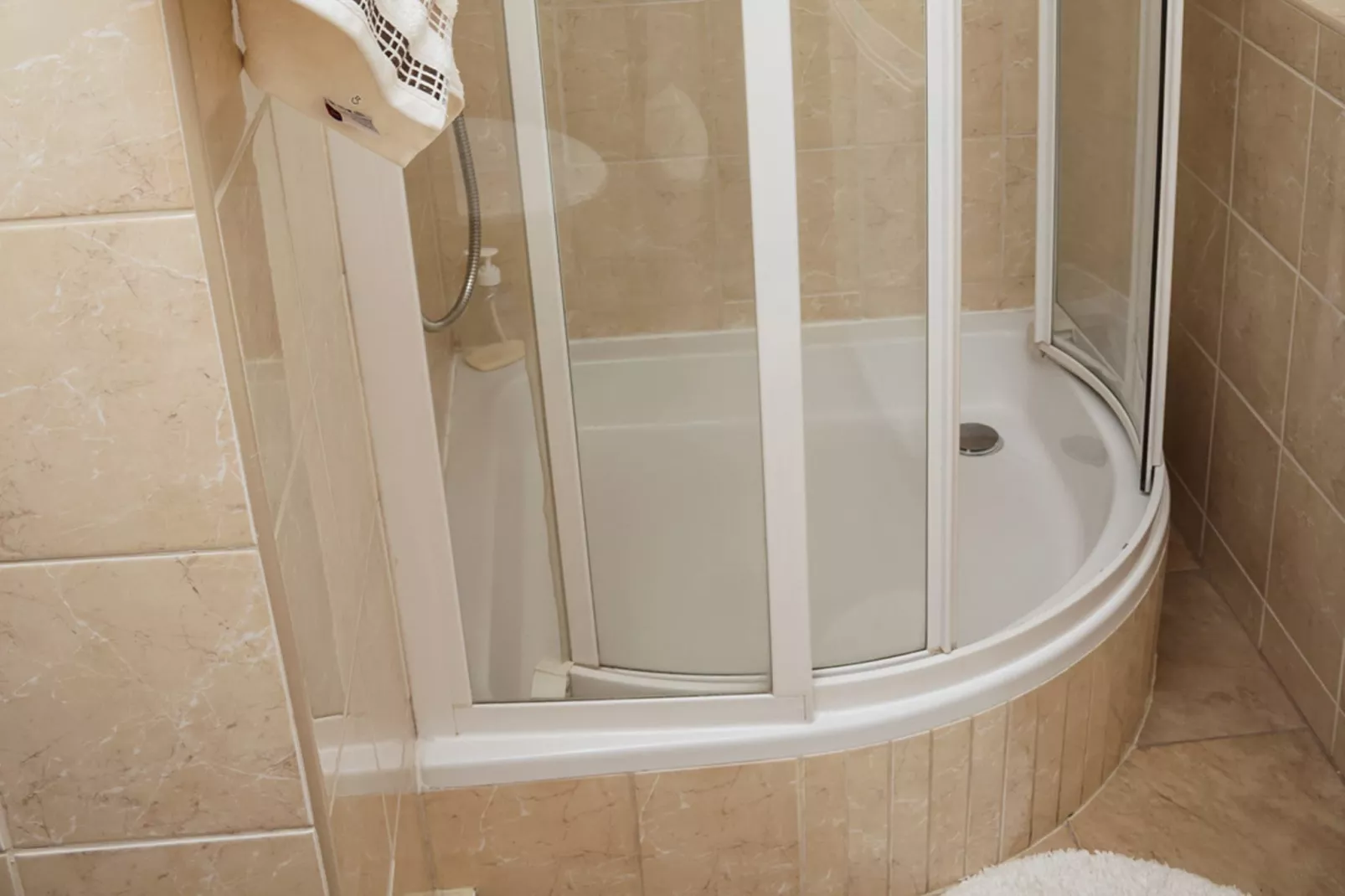 Holiday home in Szymbark-Bathroom