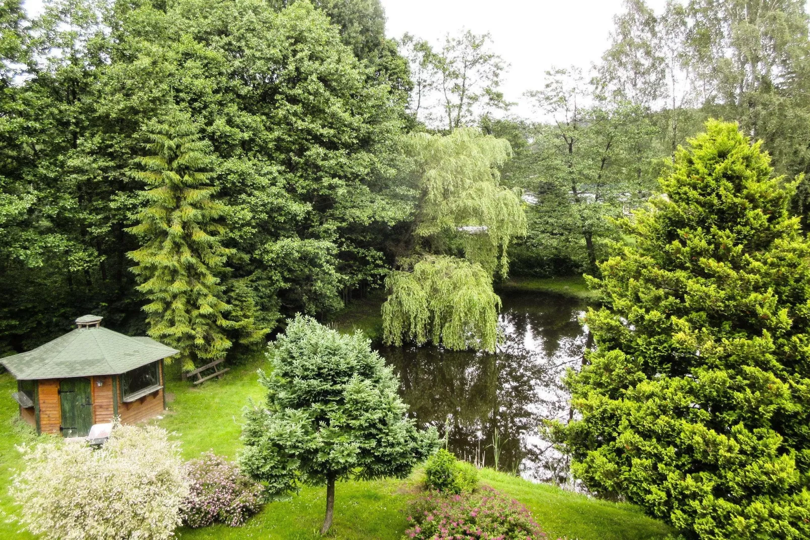 Holiday home in Szymbark-Gardens summer