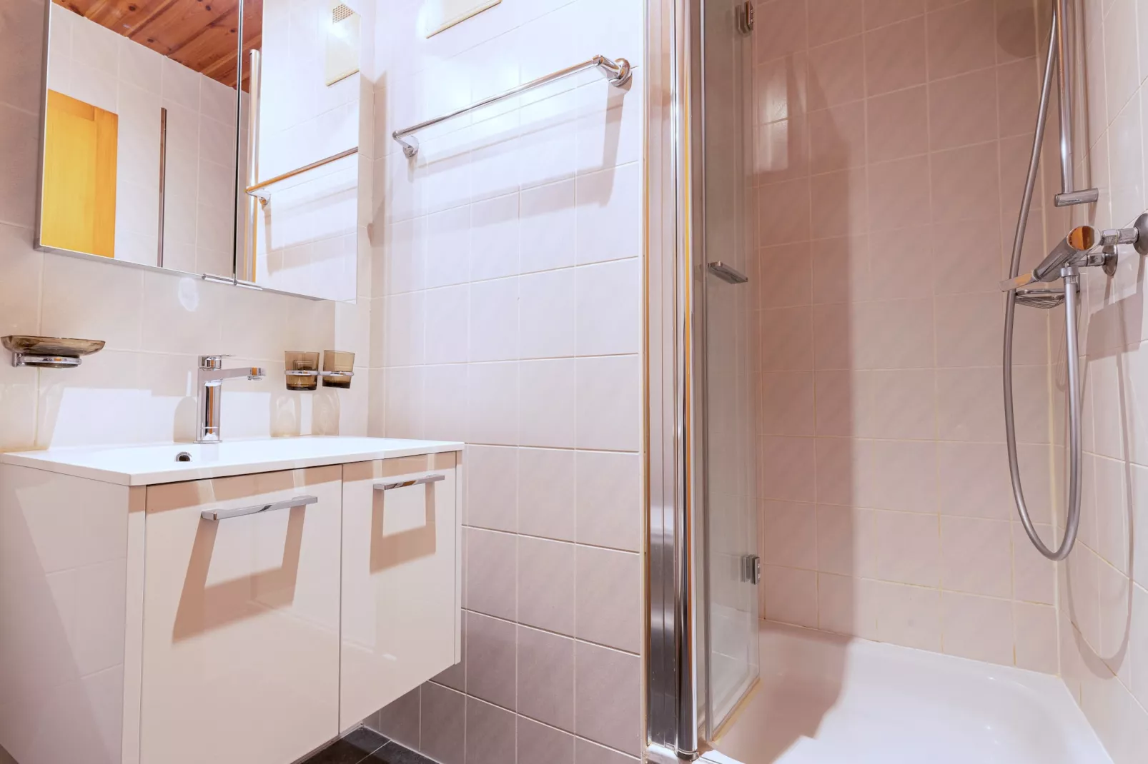 Meinaz W 030 - QUIET apartment 7 pers-Bathroom