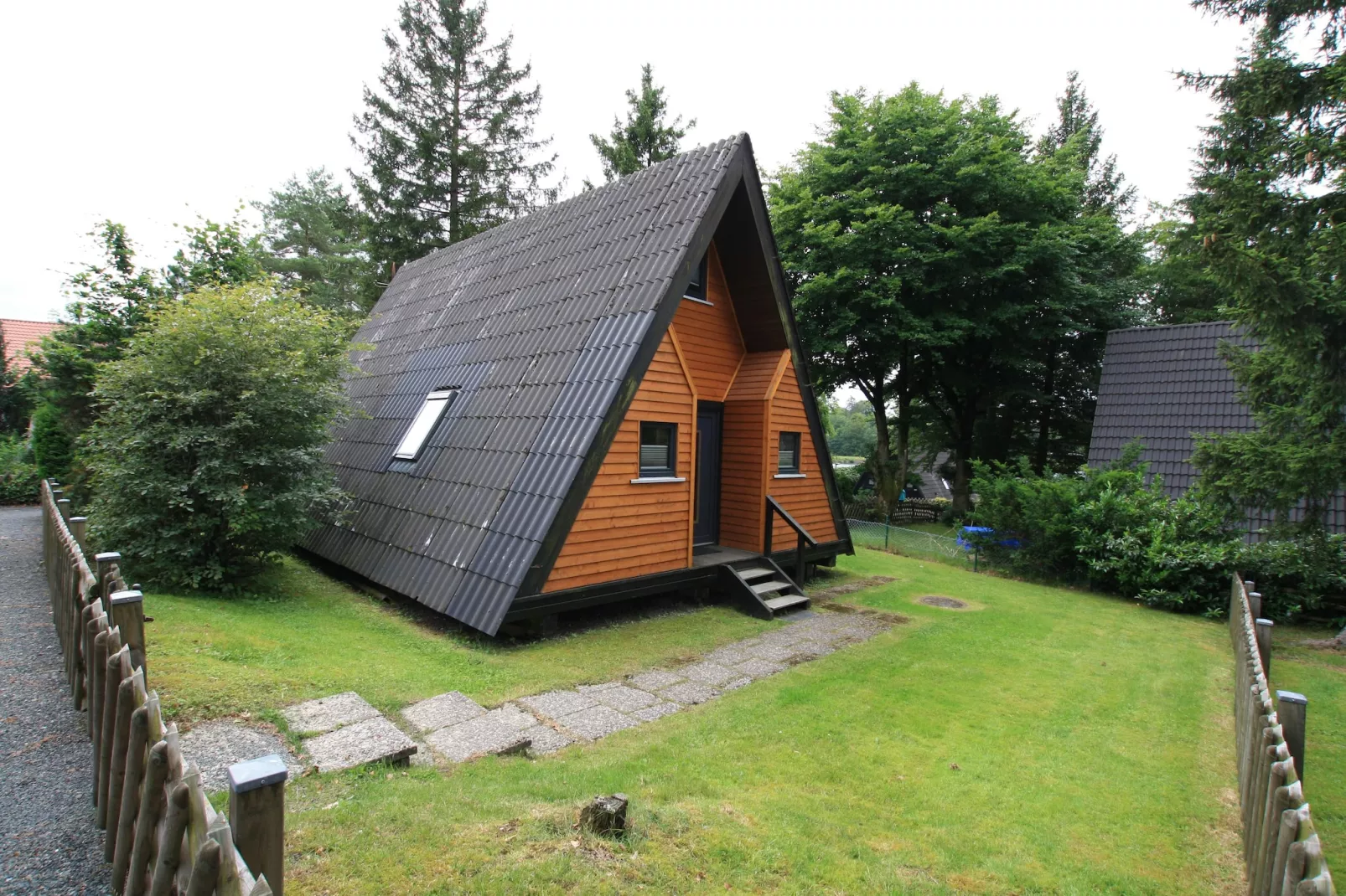 Typ A -  Nurdachhaus - mit Haustier-Exterior summer