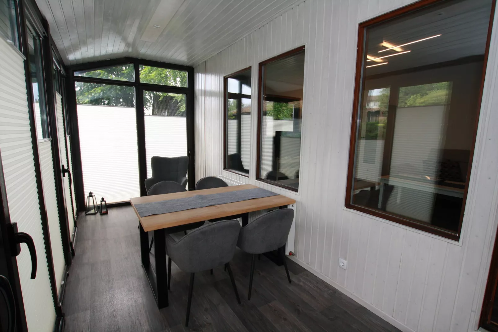 Typ B - Kaminhaus-Dining room