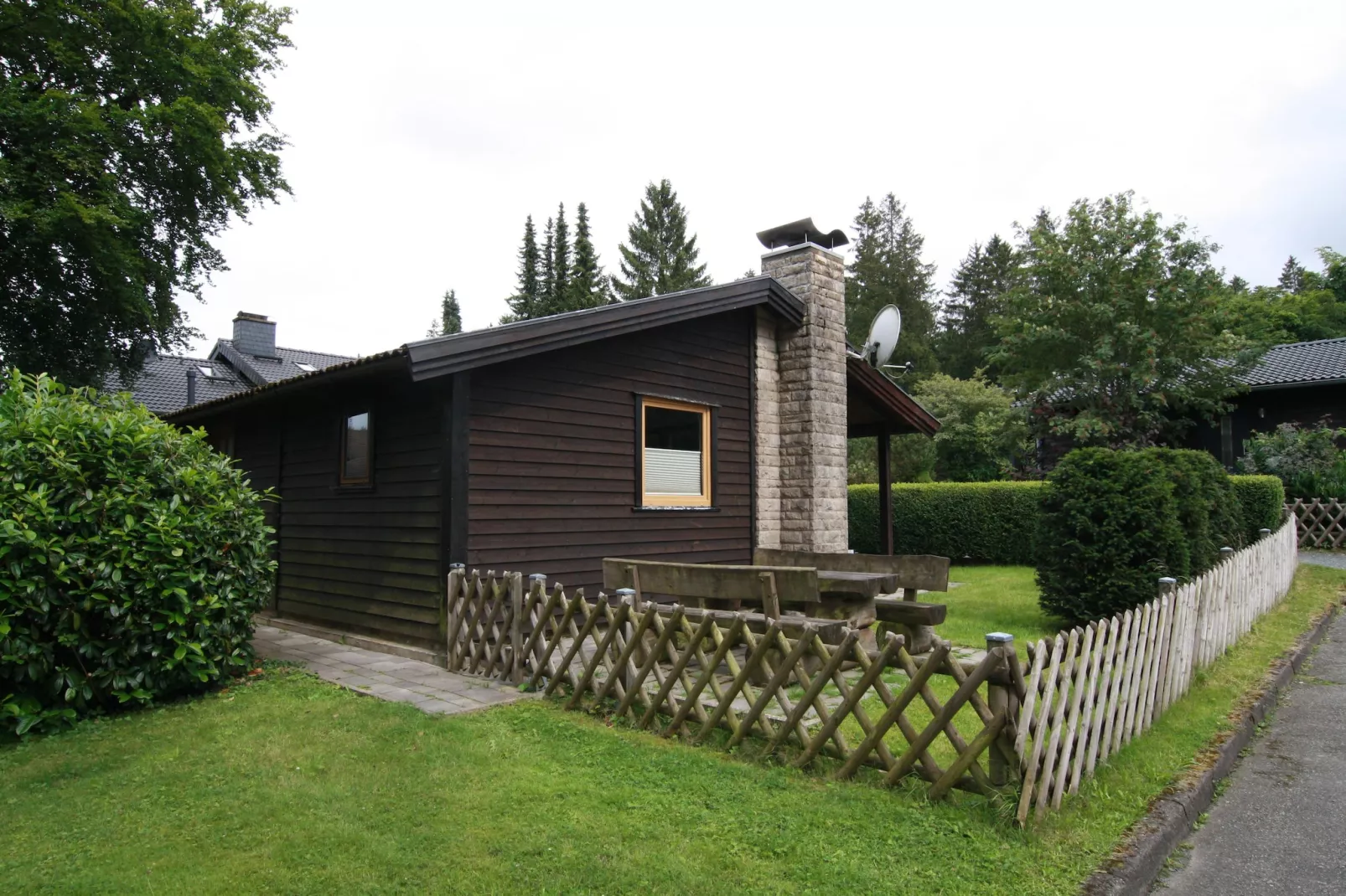 Typ B - Kaminhaus-Exterior summer