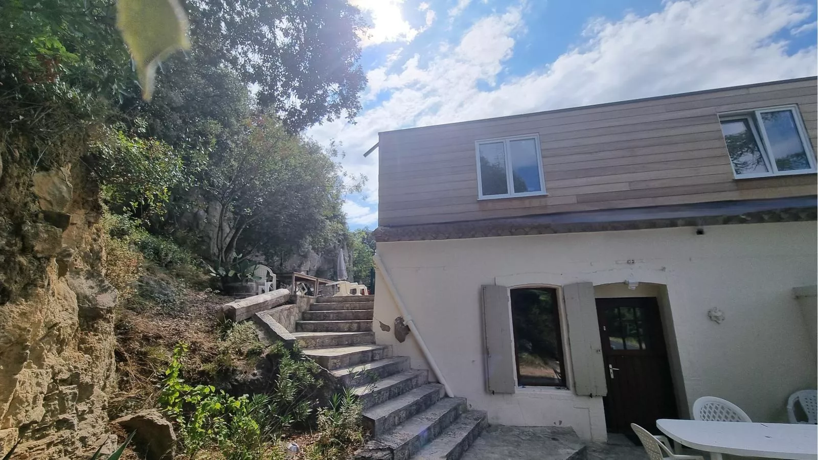 La Roche 8-Exterior summer