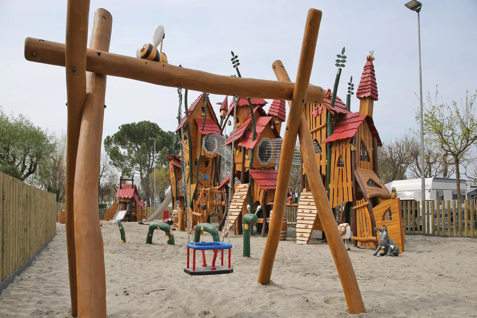 Holiday resort Piani di Clodia, Lazise-MH Giulietta 6 pax-Park facilities