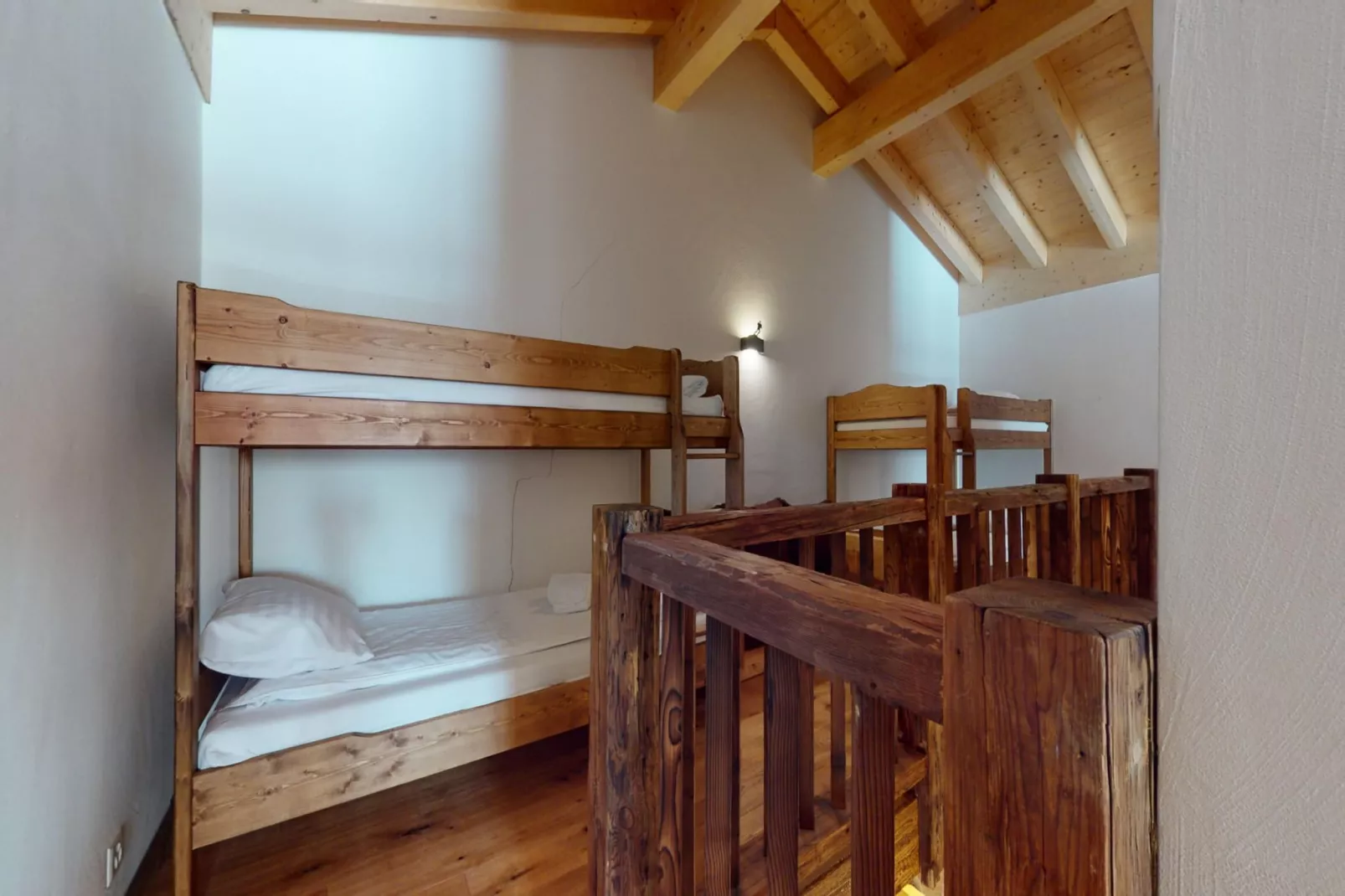Les Mayens MA 021 - LUXURY apartment 18 pers-Chambre