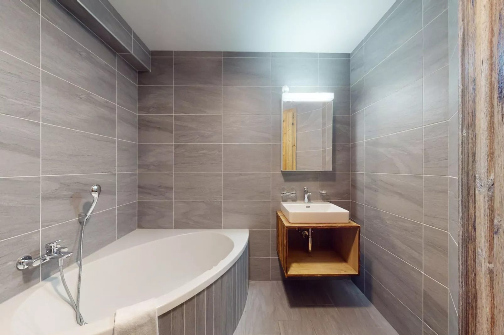 Les Mayens MA 021 - LUXURY apartment 18 pers-Salle de bain