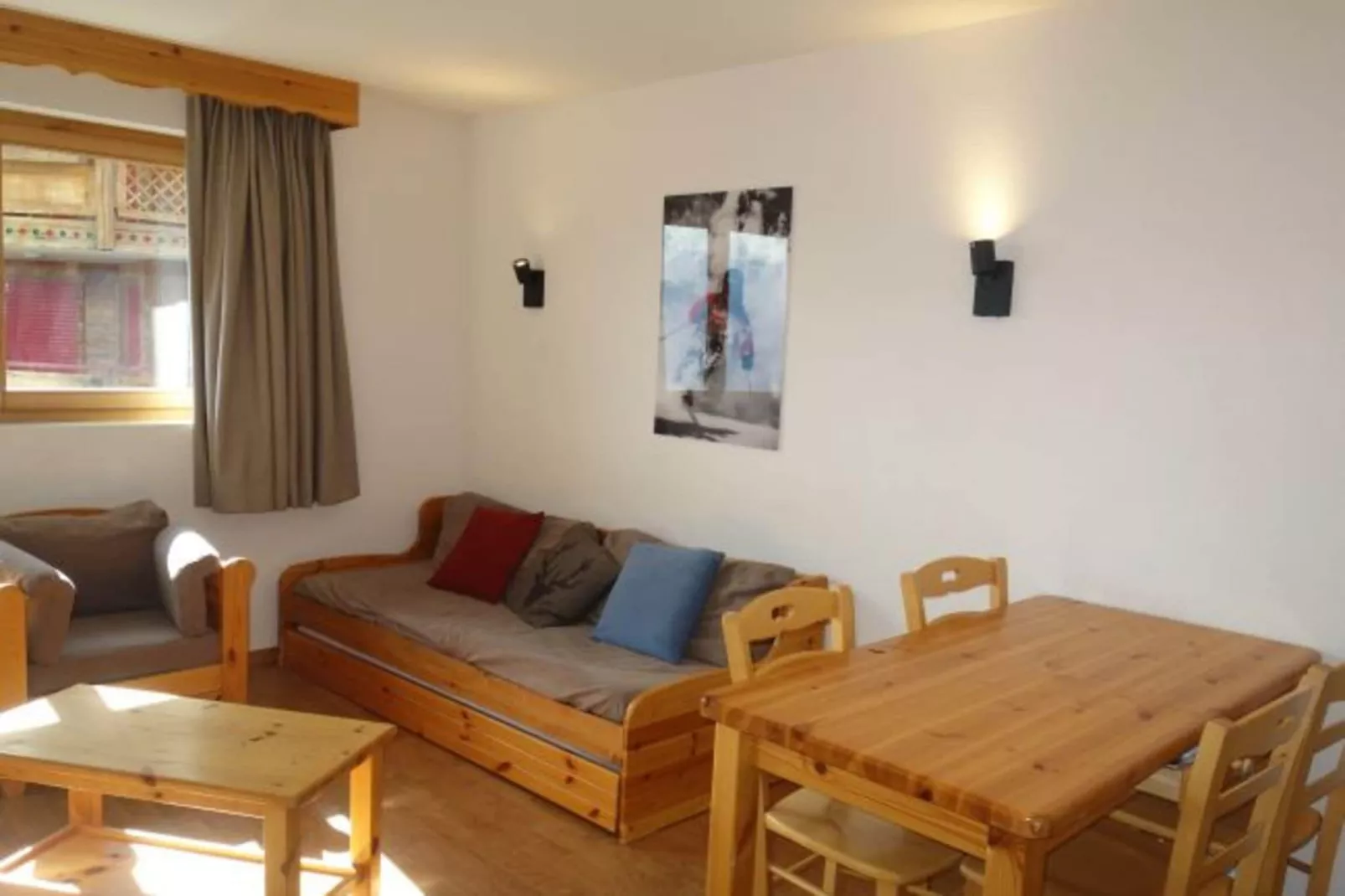 Pracondu 1 403 - OUTDOOR & FUN charming apartment-Living room