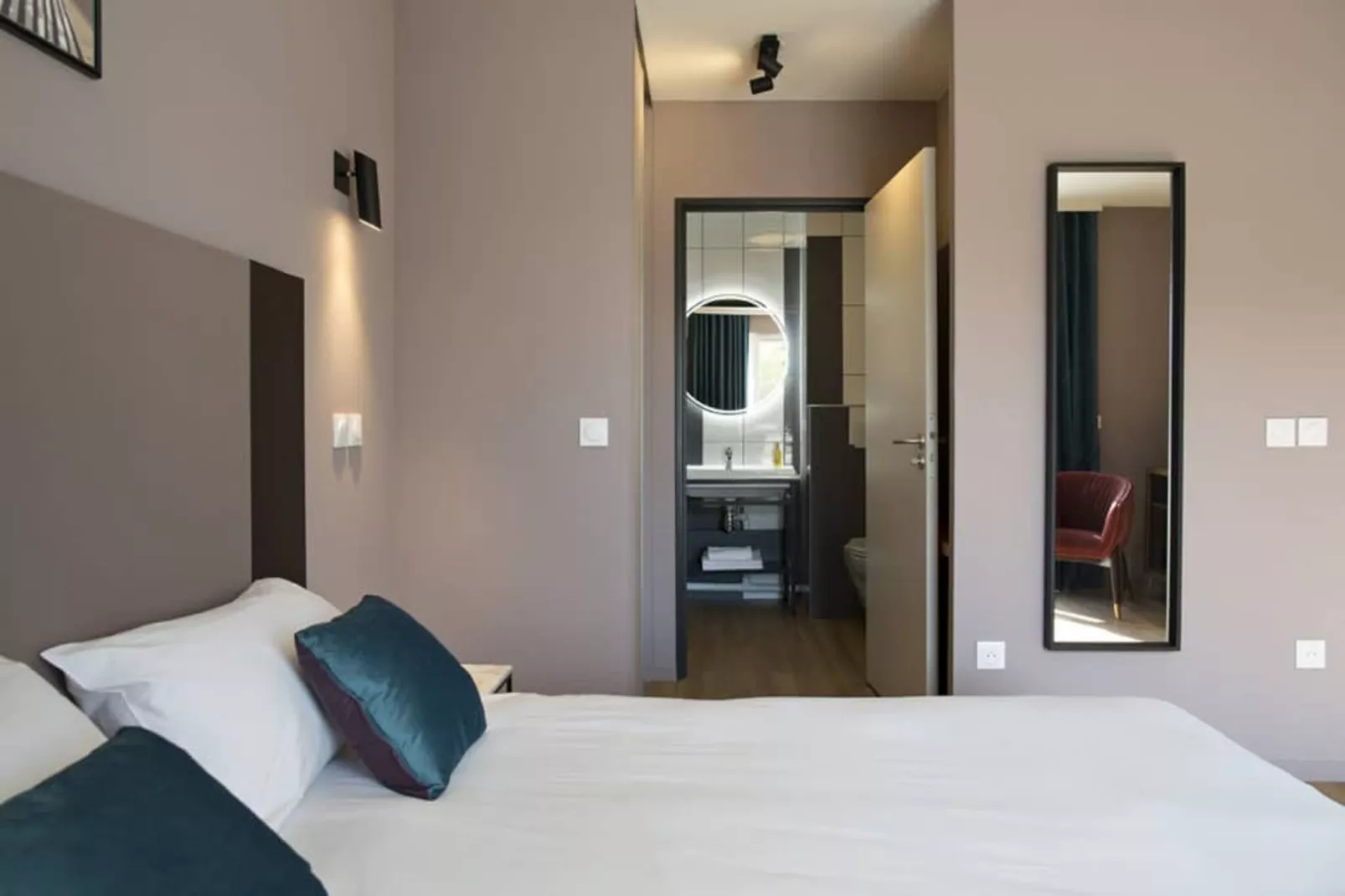 Aiga Resort Thermal Châtel-Guyon - Appartement Côme-Bedroom