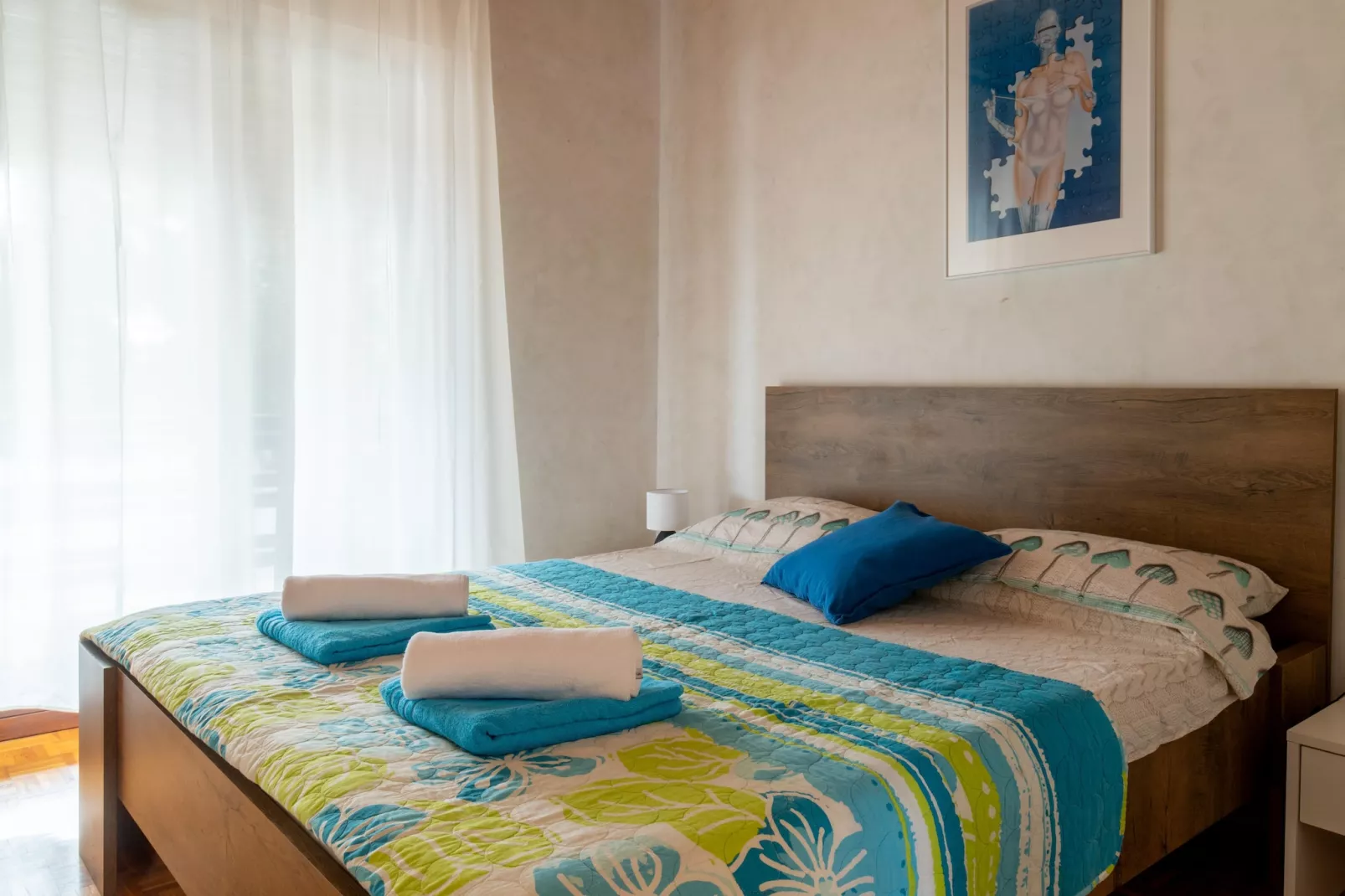Sara-Bedroom