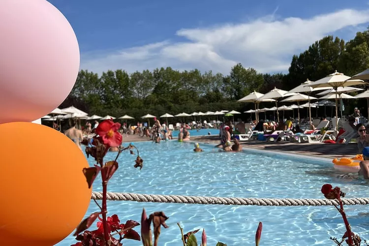 Caravanpark San Benedetto Camping Relais Peschiera / MH Borgo-Pool