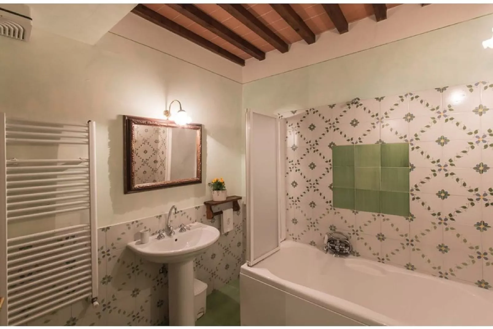 Gaville Sei-Bathroom