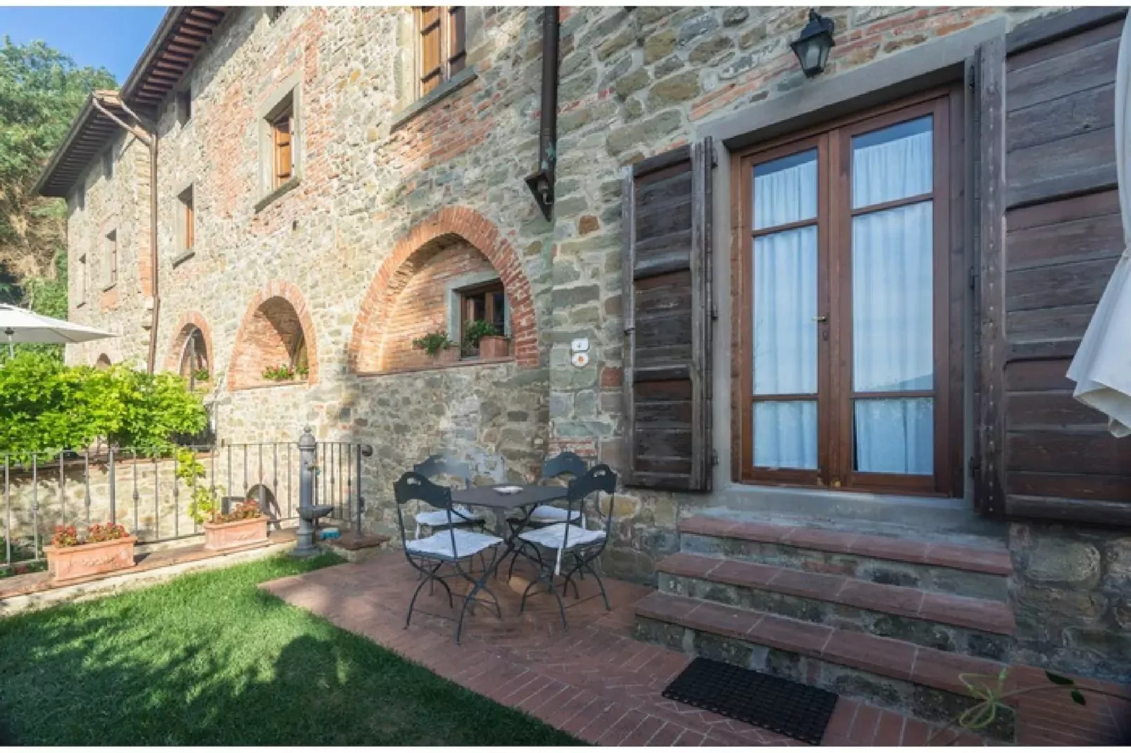 Gaville Sei-Terrace balcony
