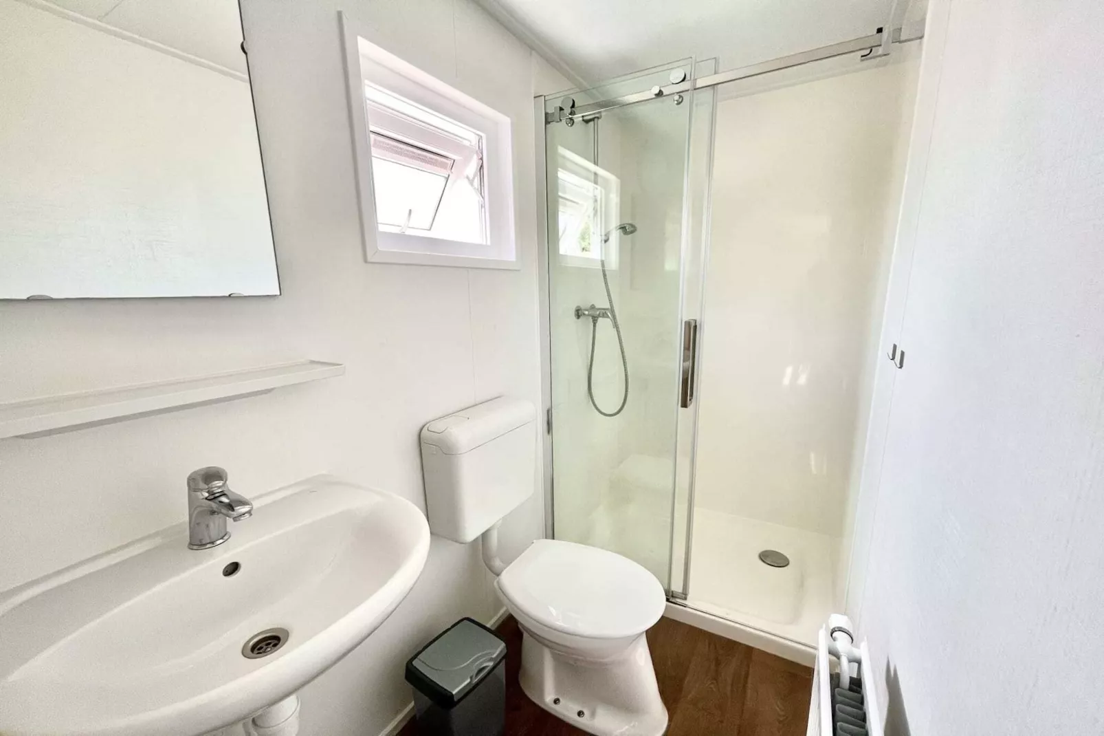 Resort Poort van Zeeland 13-Bathroom