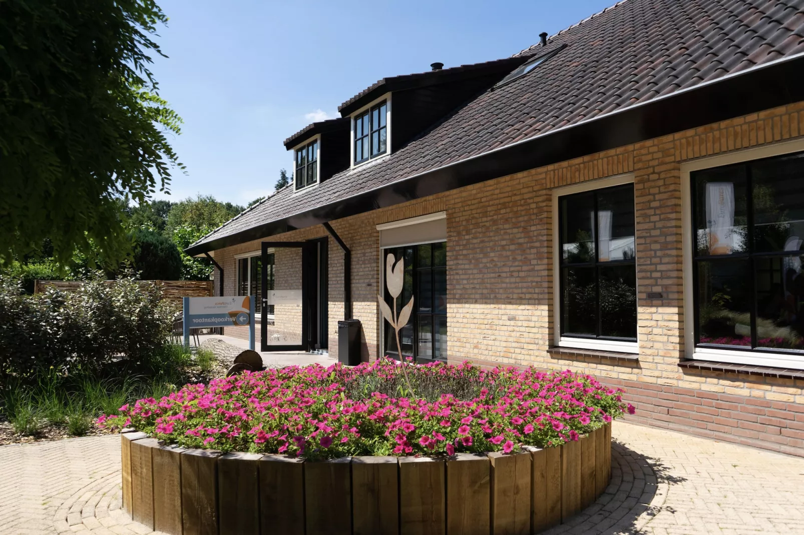 Resort De Utrechtse Heuvelrug 4-Exterior summer