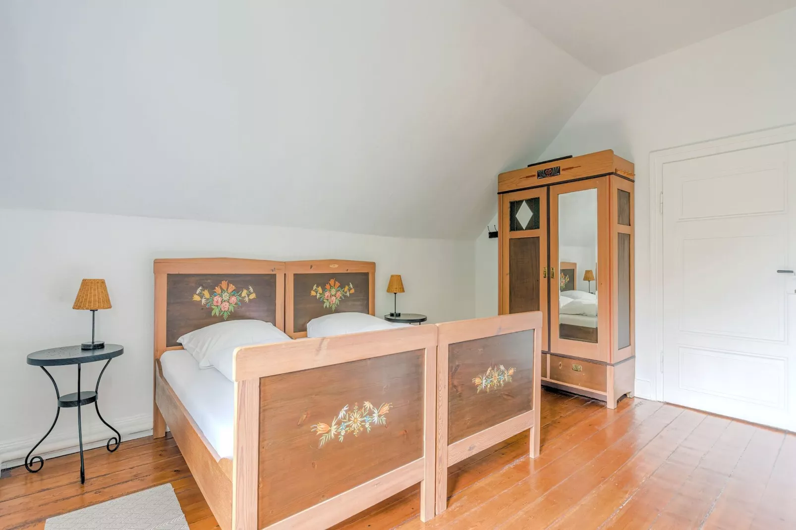 Historisches Waldhaus-Schlafzimmer