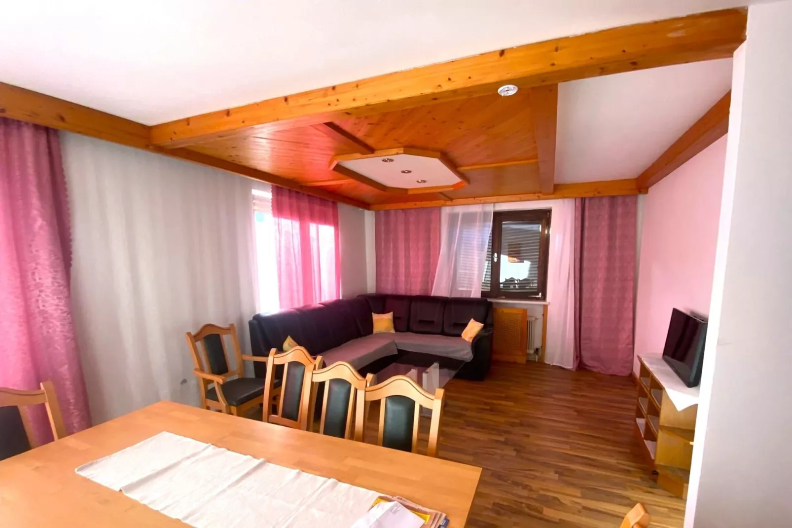 Apartment 10 Personen-Living room