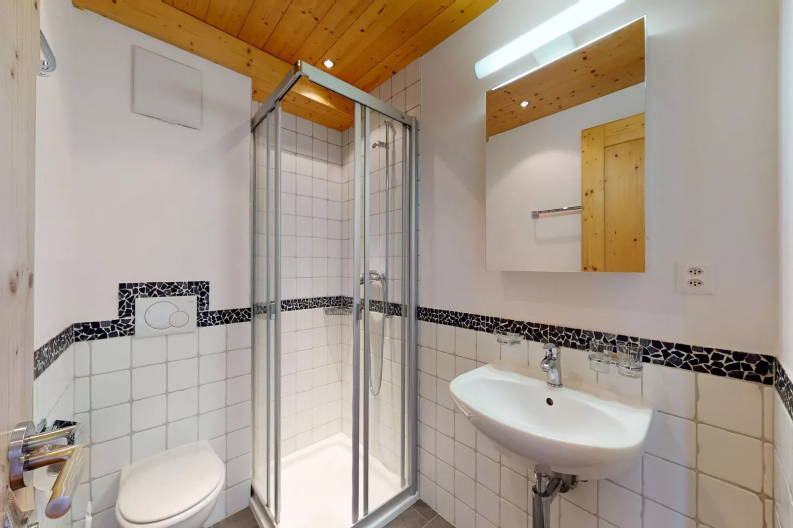 Des Alpes 004 - ON THE SLOPES apartment 16 pers-Bathroom