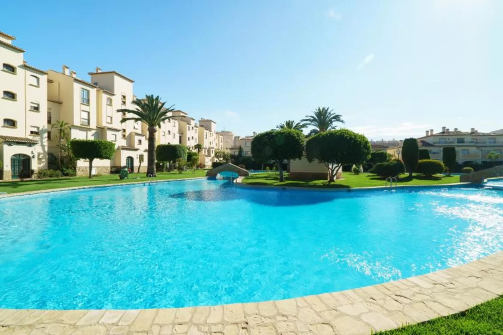 Mirall-Pool