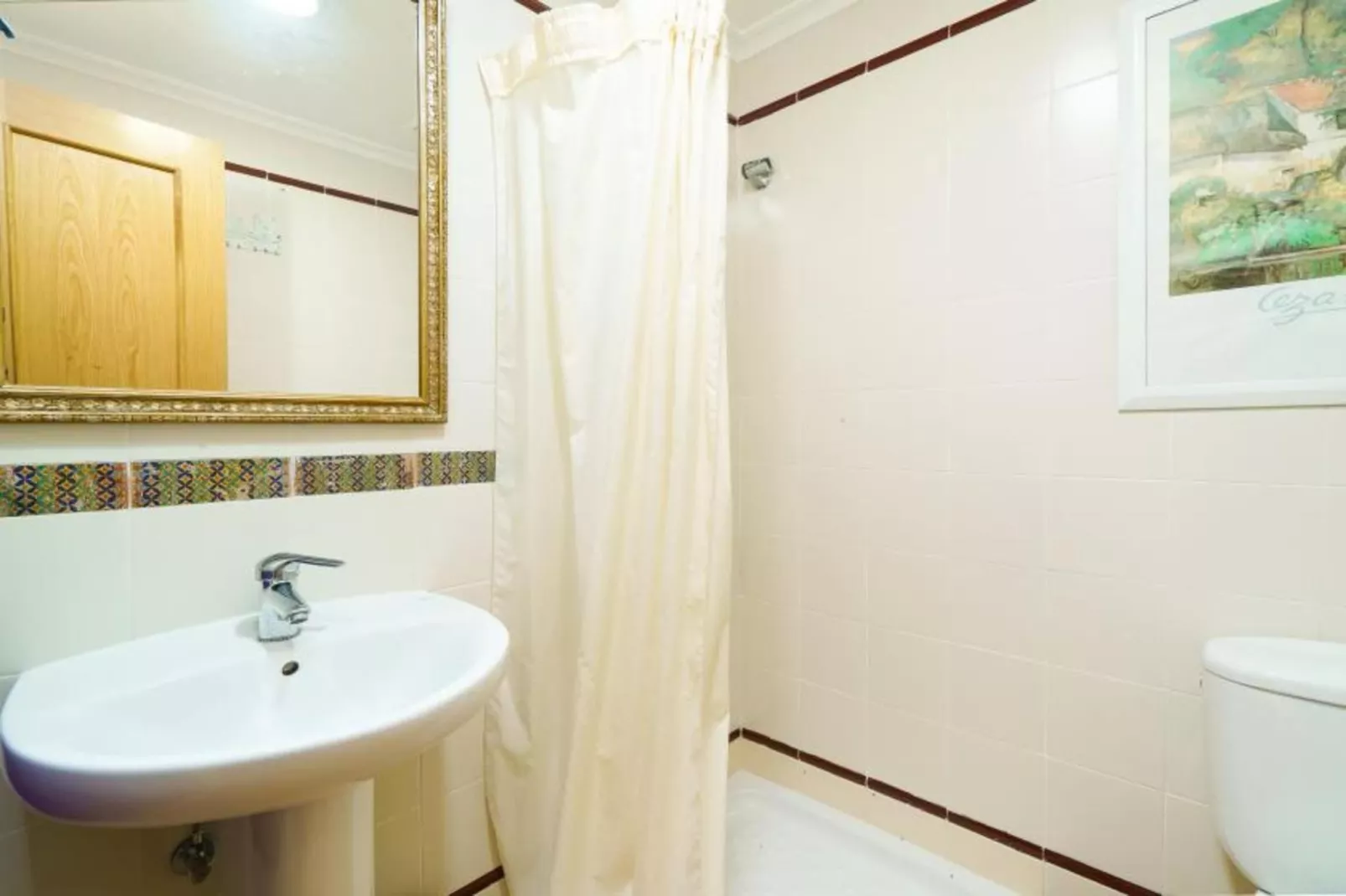 Mirall-Bathroom
