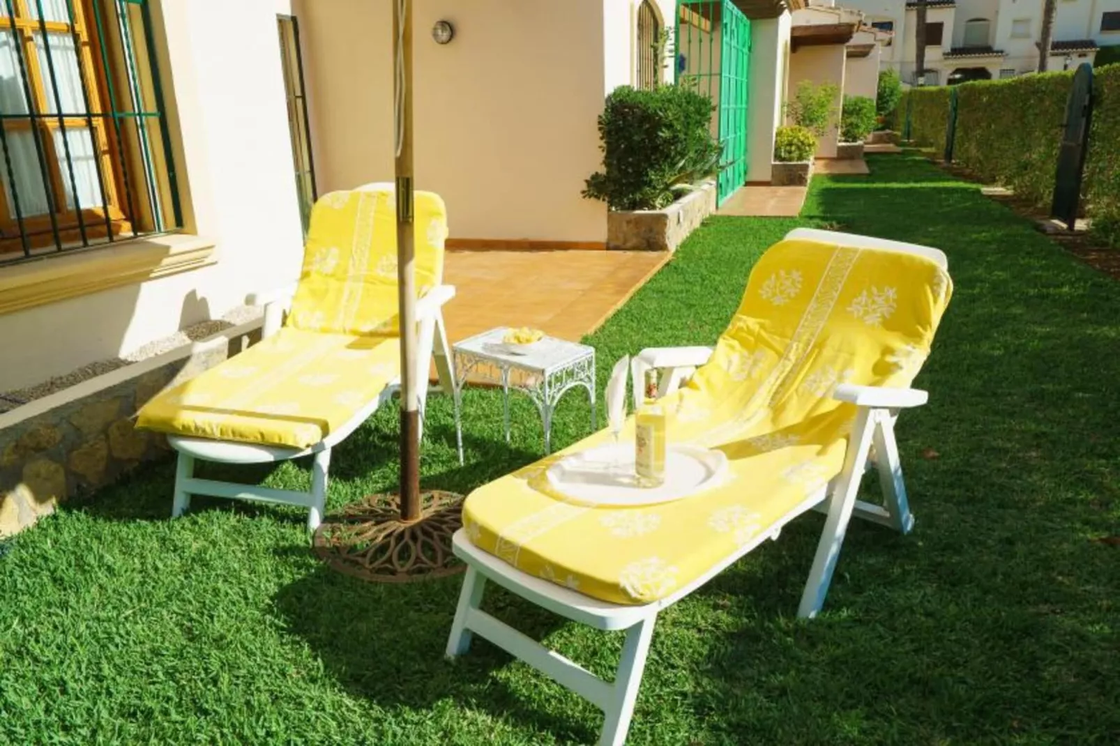 Mirall-Terrace balcony