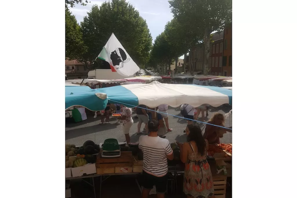 341589-Non étiqueté