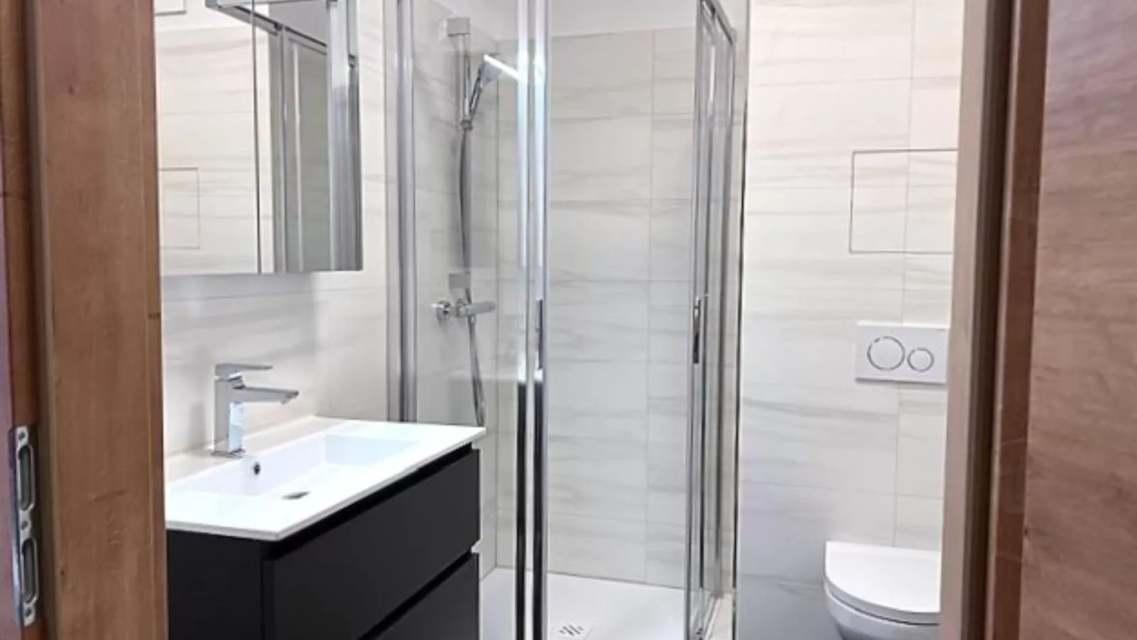 Murleben Top 06-Bathroom