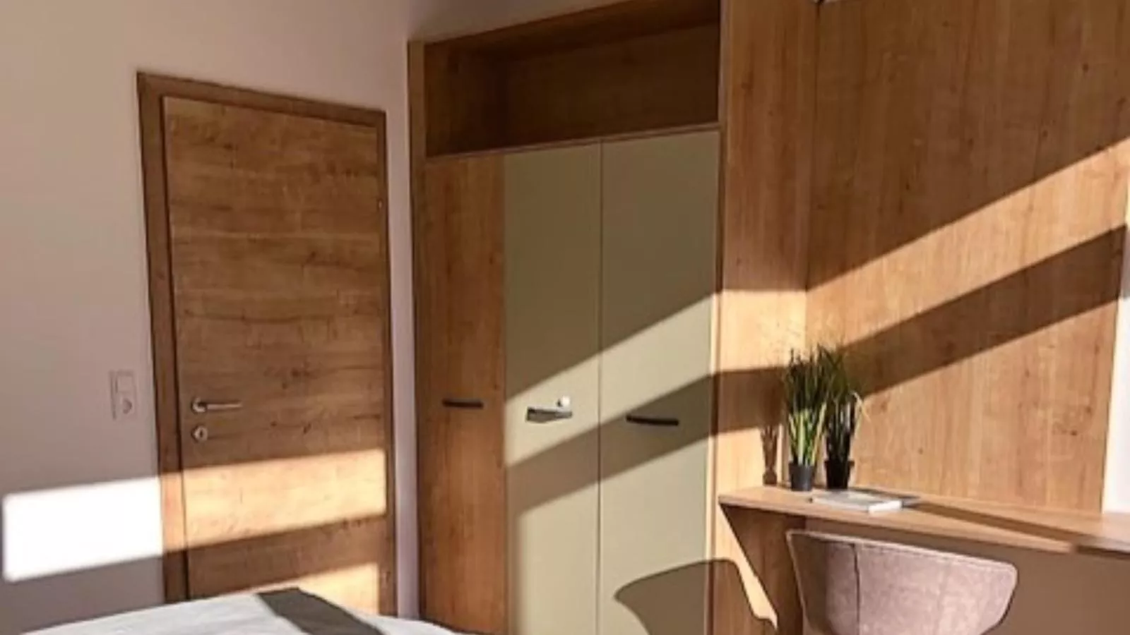 Murleben Top 09-Bedroom