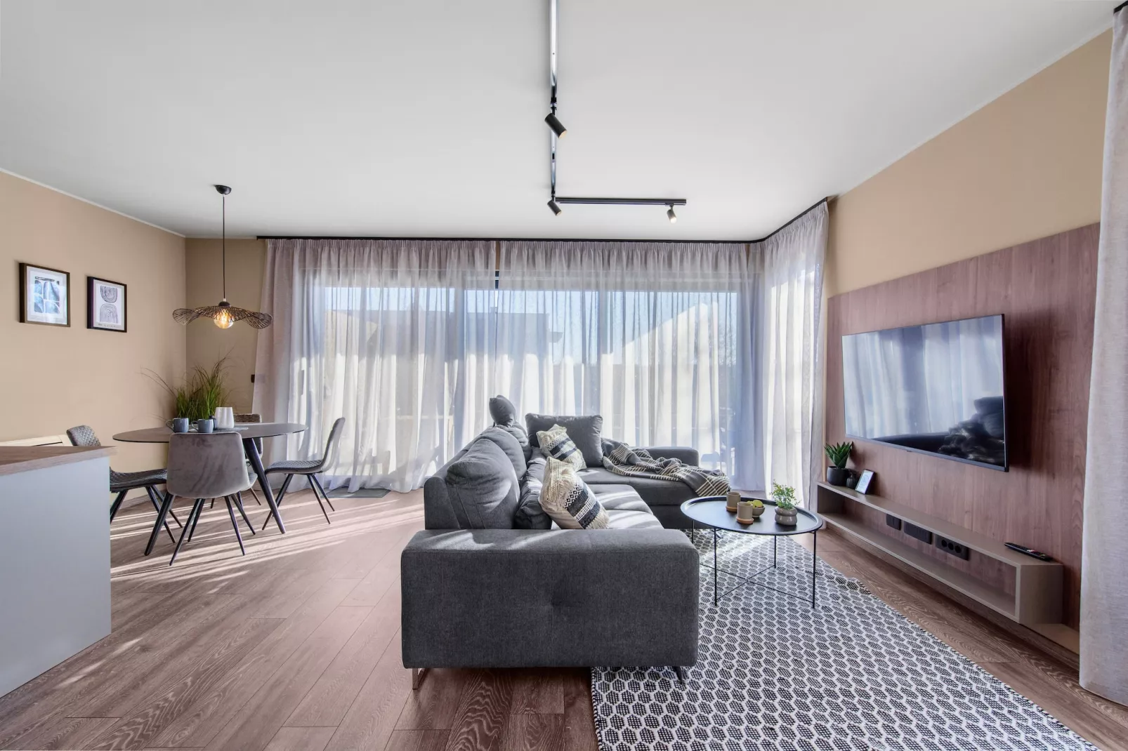 Quercus village App 10 with private pool-Salon
