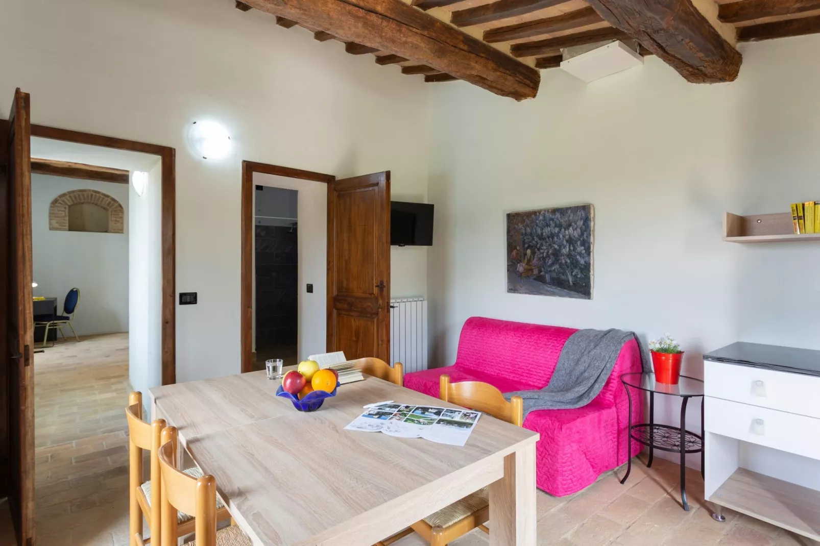 GH Borgo Pulciano in Montone - BEV2B / A2 / 2 Raum App Classic - 2 pax-Living room