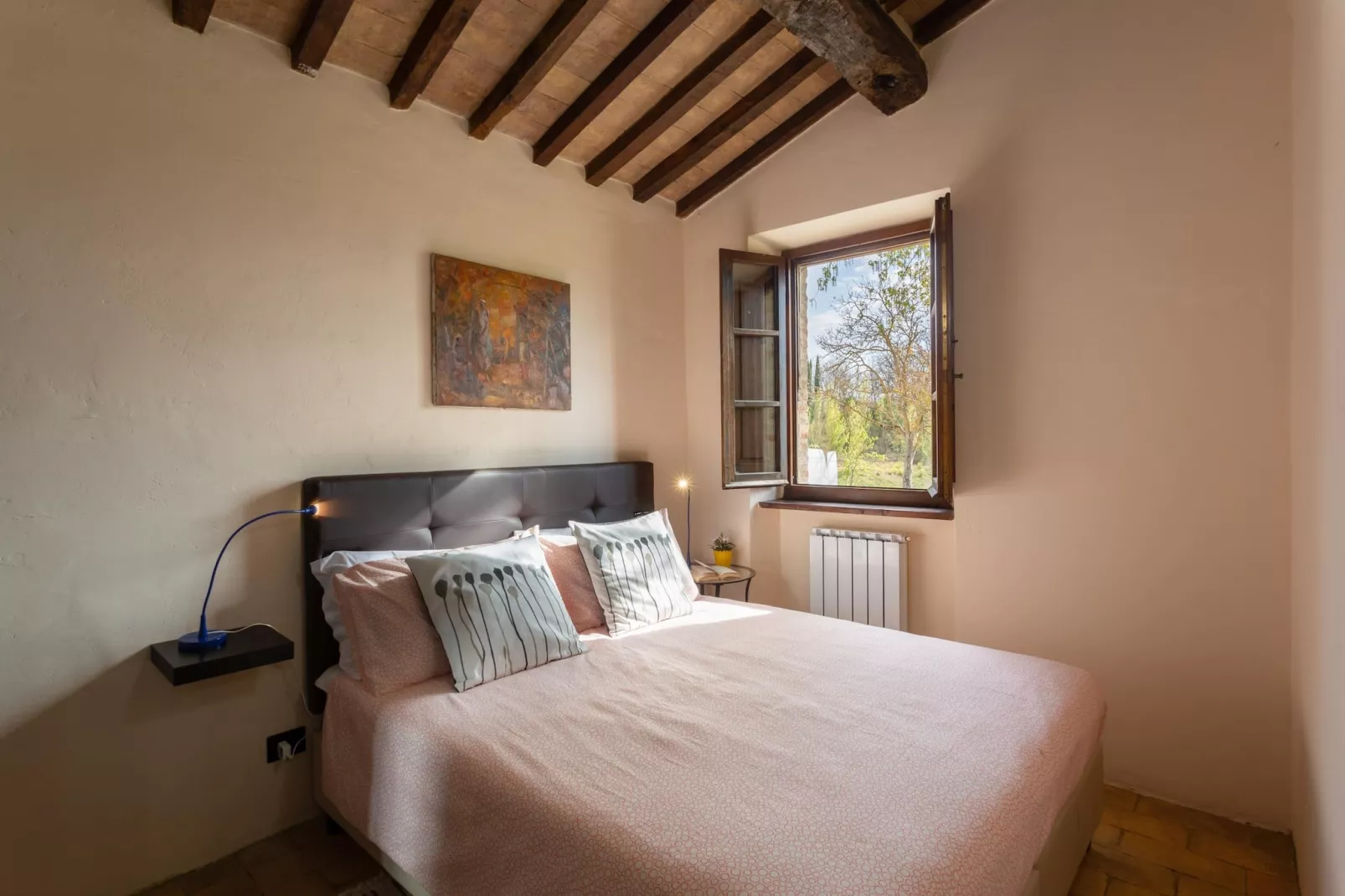 GH Borgo Pulciano in Montone - BEV2B / A2 / 2 Raum App Classic - 2 pax-Bedroom