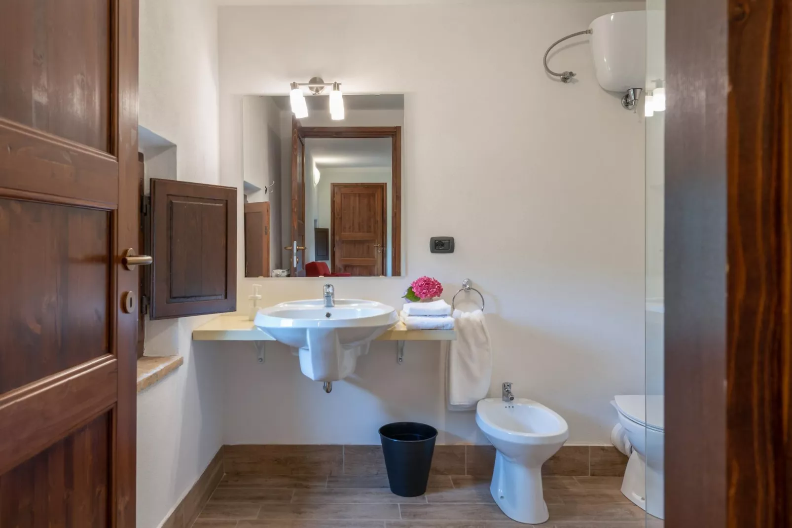 GH Borgo Pulciano in Montone - BEV2B / A2 / 2 Raum App Classic - 3 pax-Bathroom