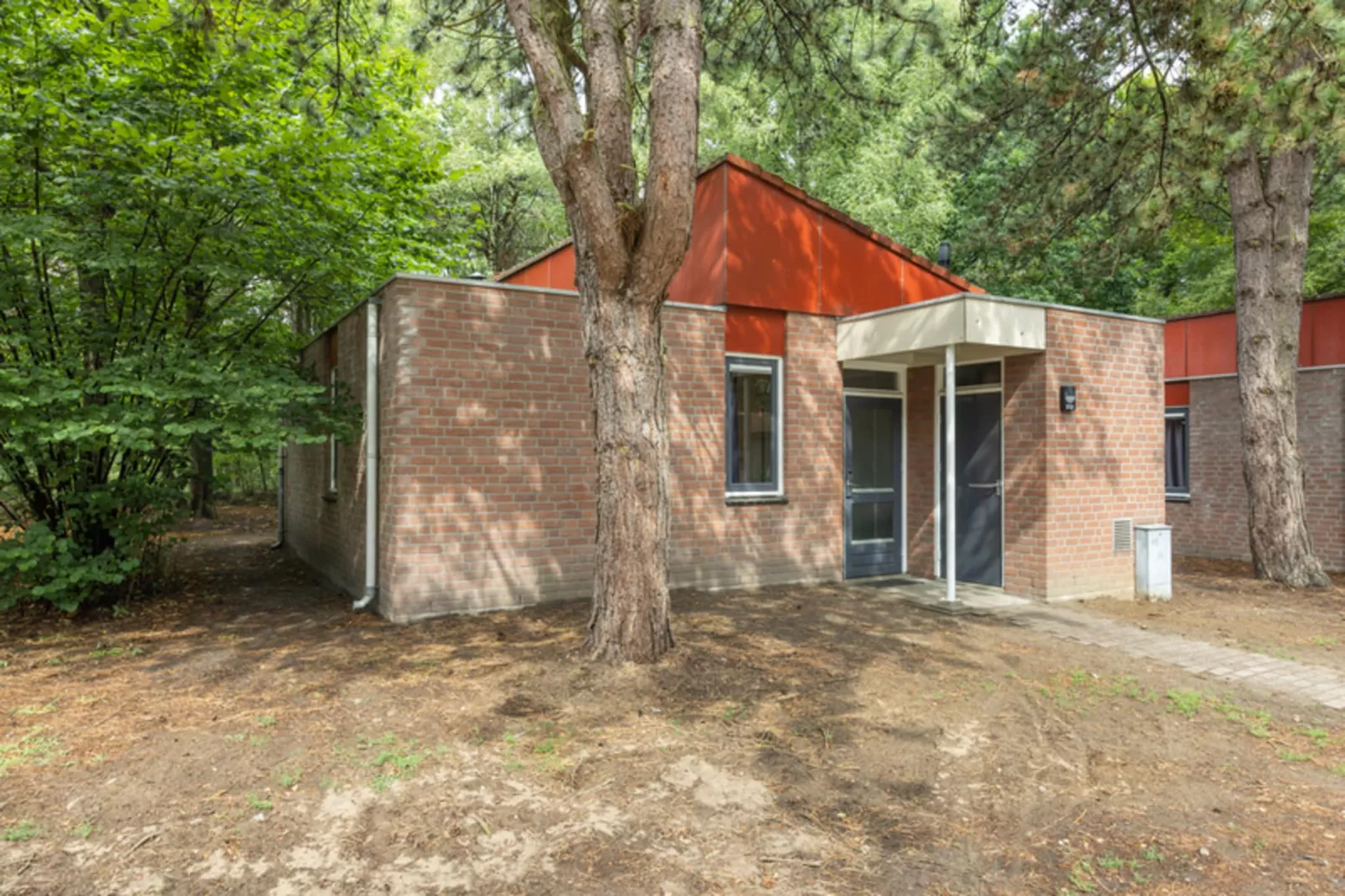 Vakantiepark Weerterbergen 10-Exterior summer