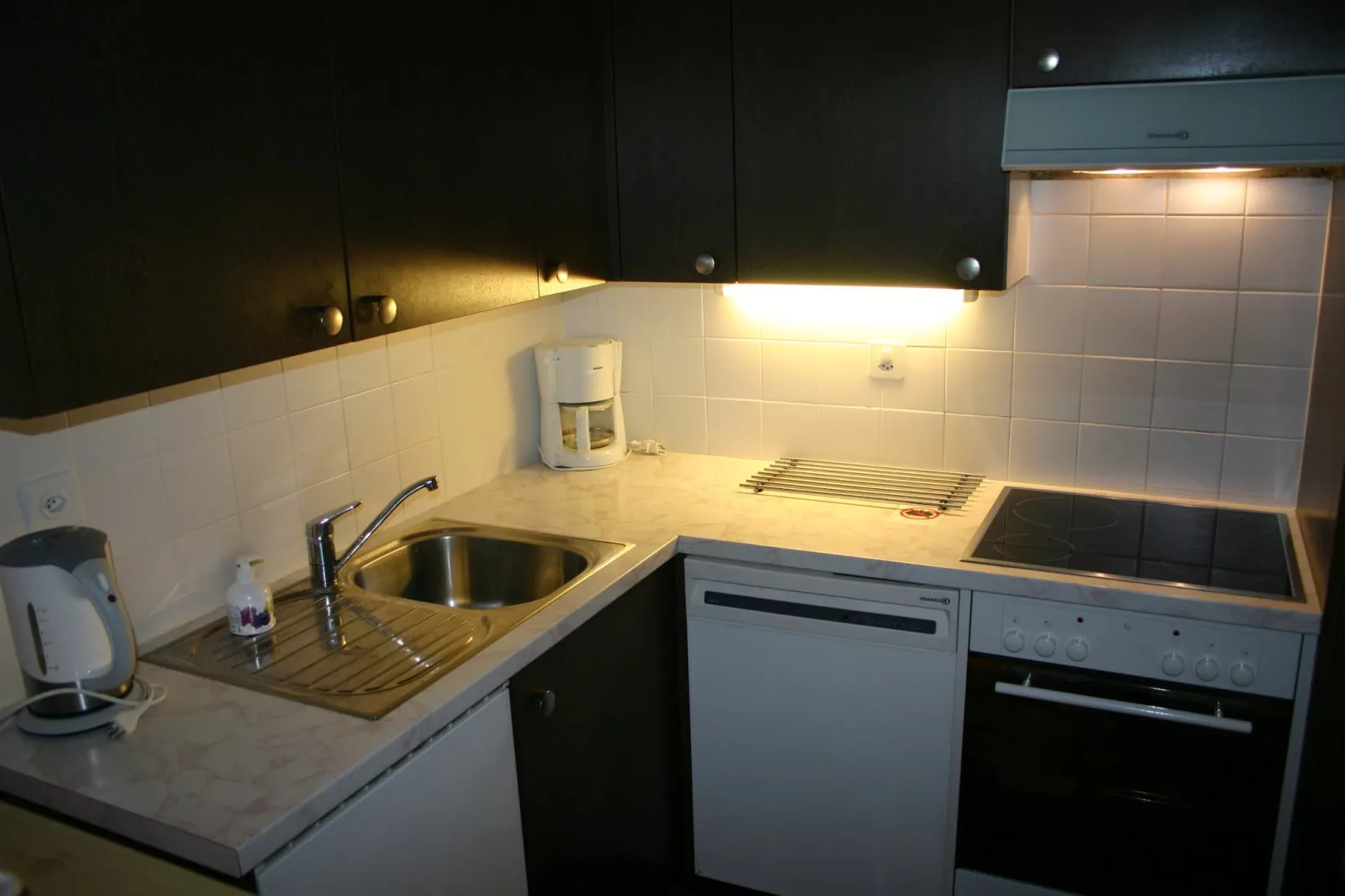 Mayens de l'Ours AZ 013 - MOUNTAIN apartment 8 p-Kitchen