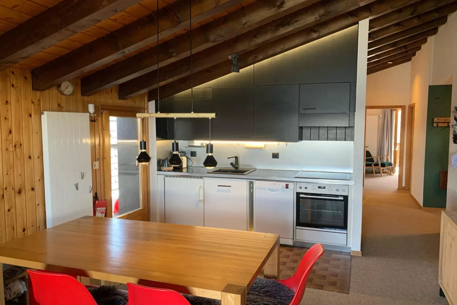 Mayens de l'Ours CZ 030 - MOUNTAIN apartment 6 per-Dining room