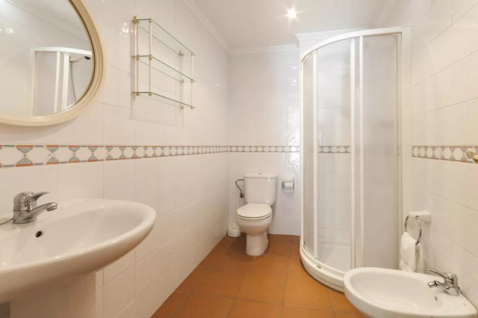 Comtessa-Bathroom