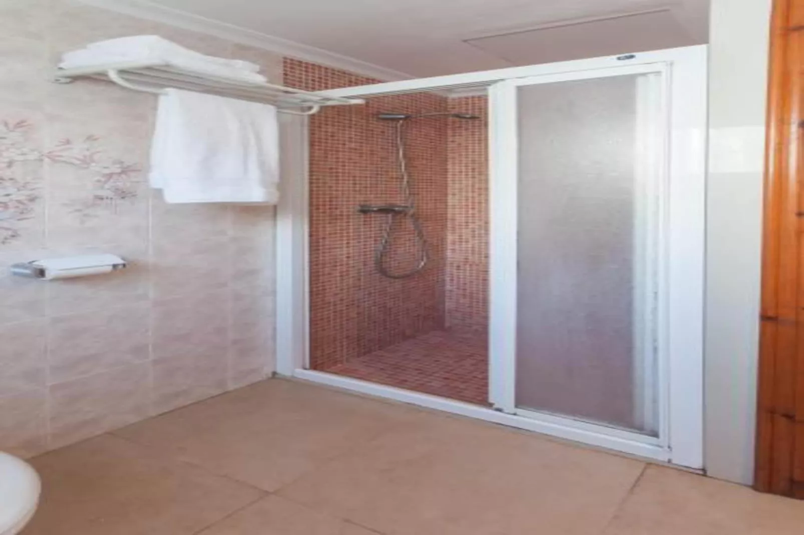 Amatista-Bathroom