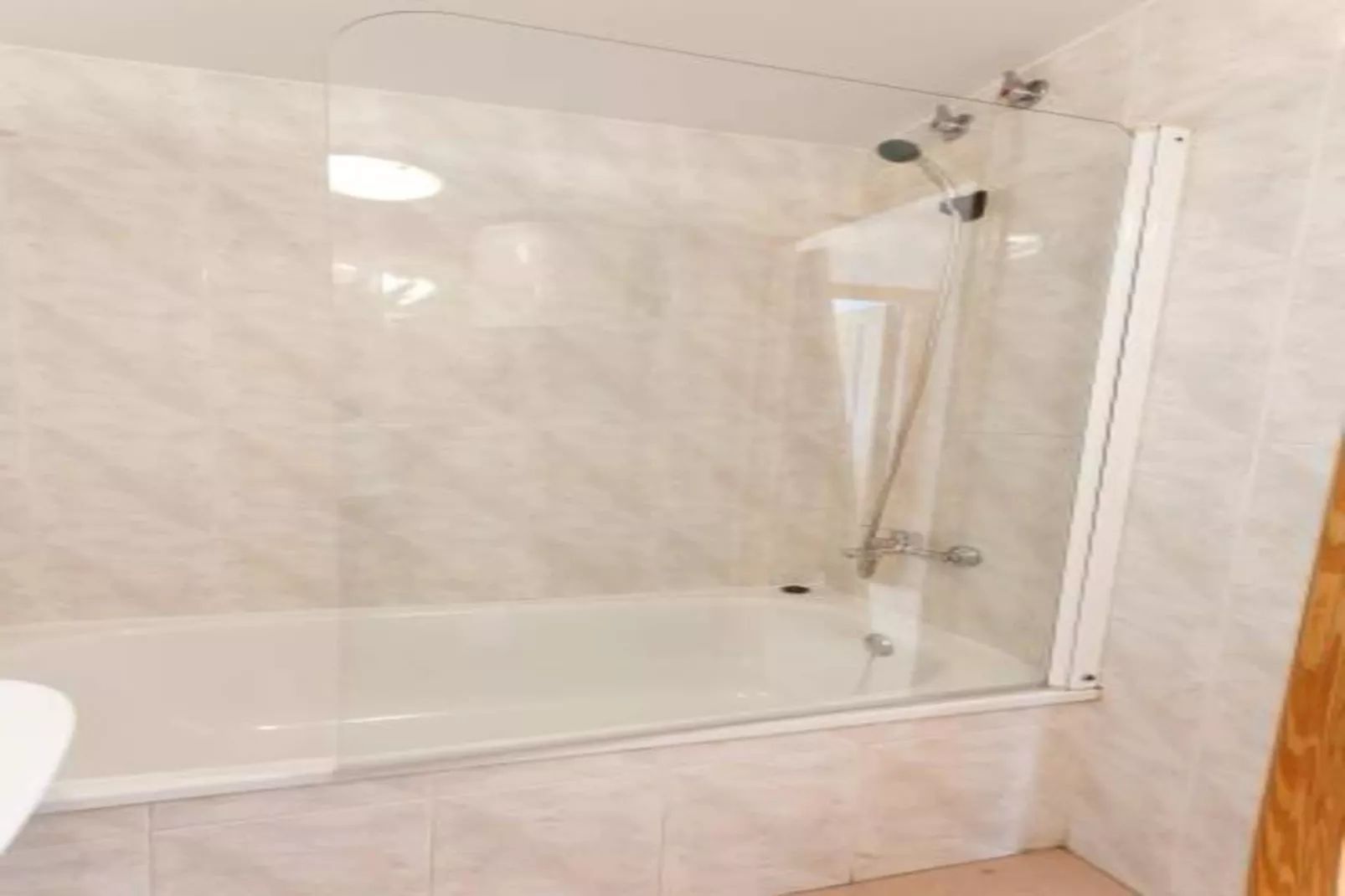 Nube-Bathroom