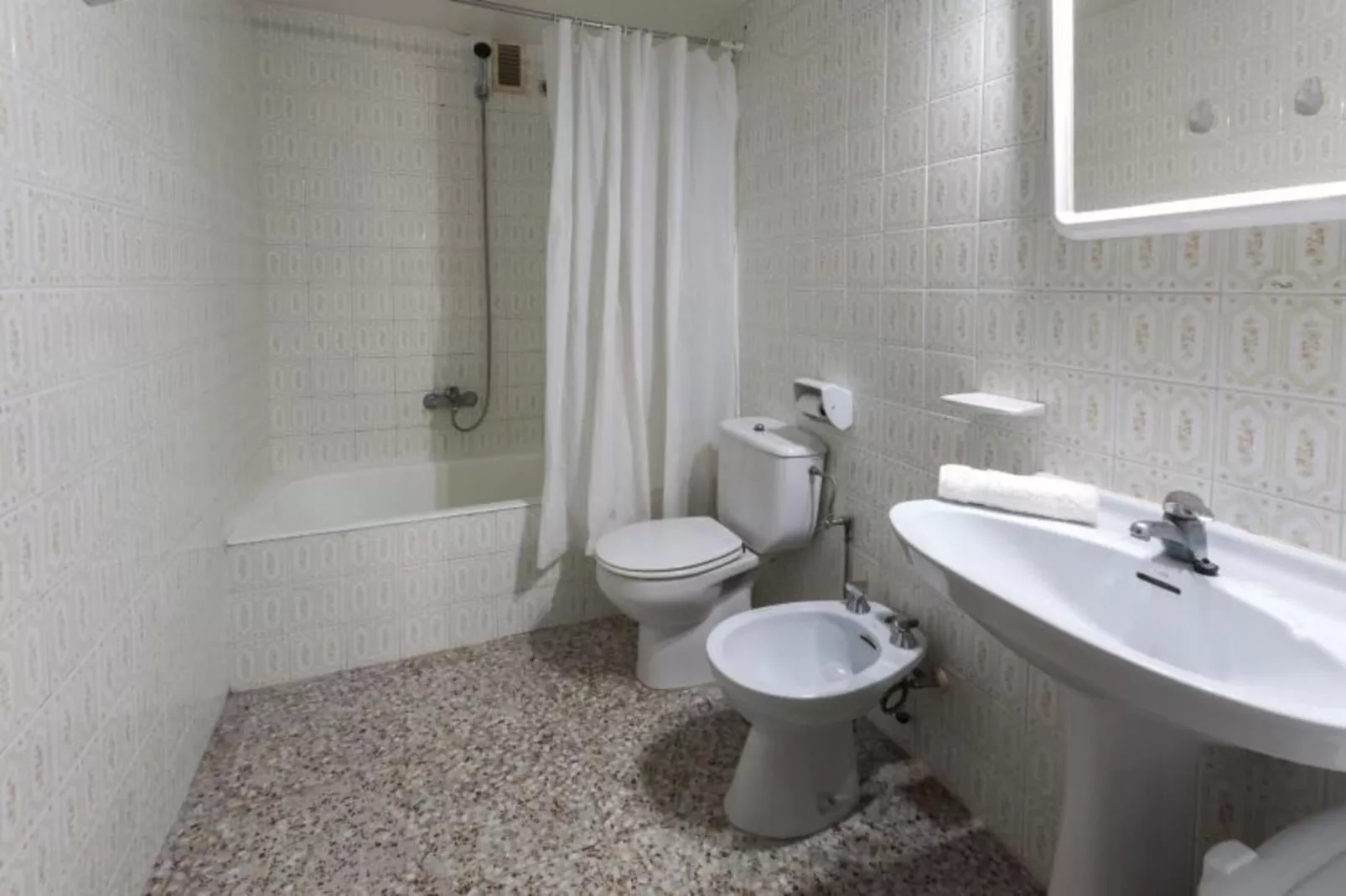 River-Bathroom