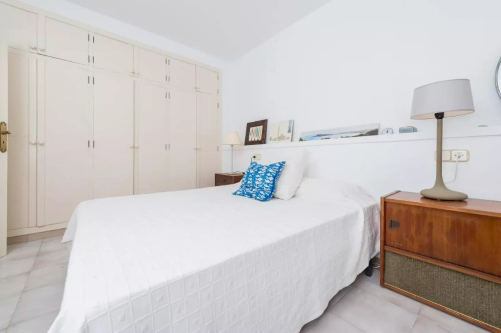 Xarus 1-Bedroom