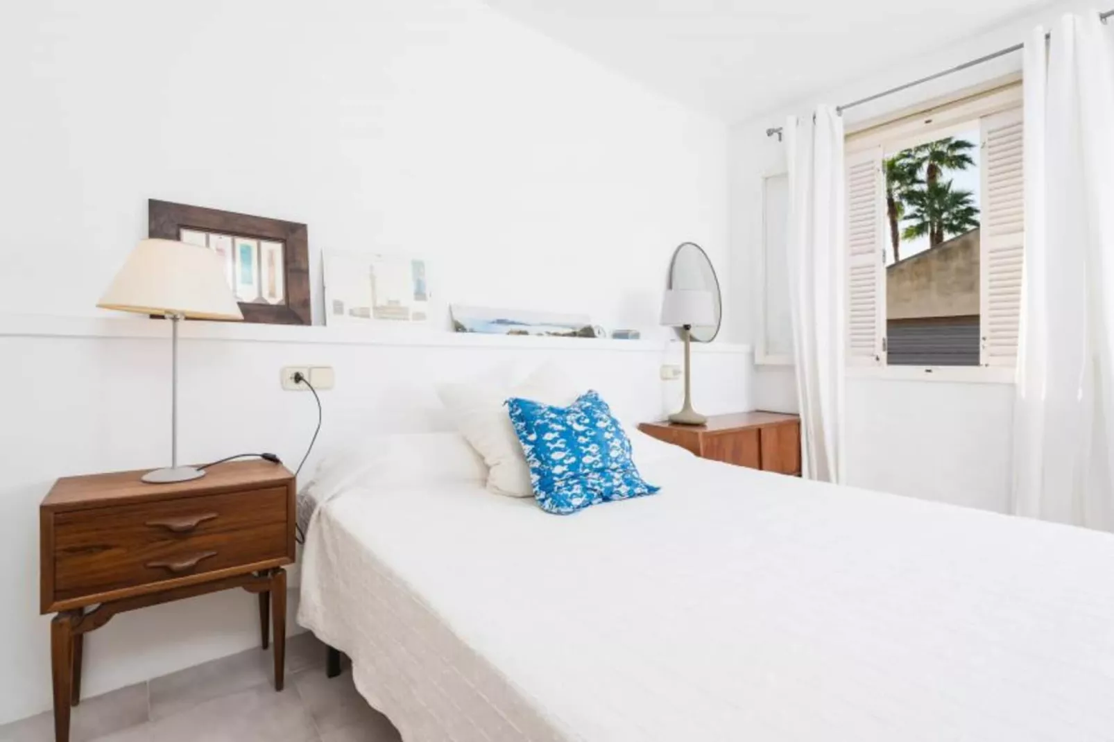 Xarus 1-Bedroom
