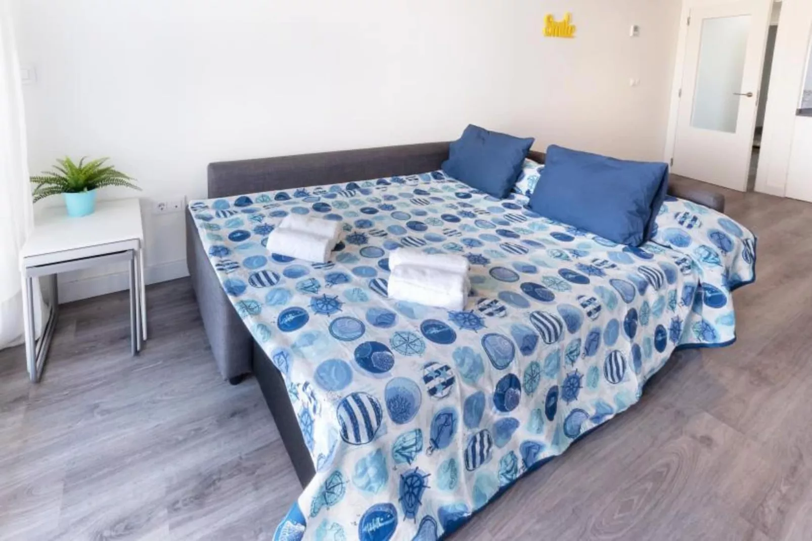Happy-Bedroom