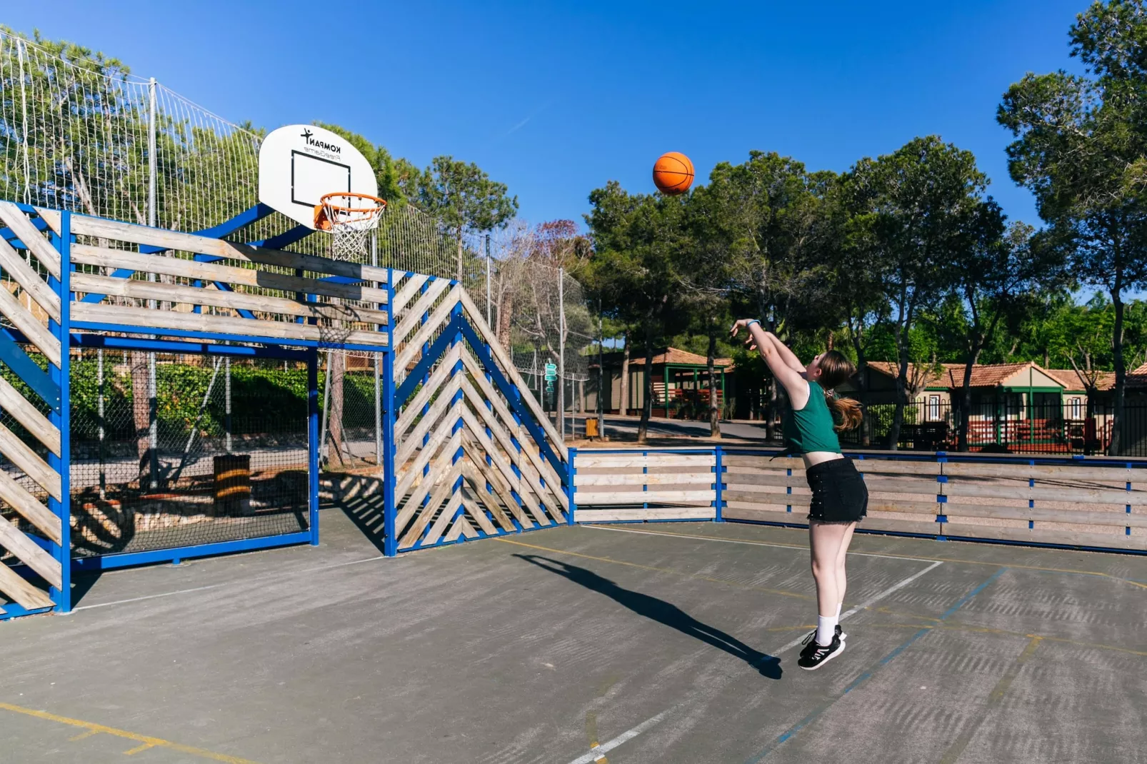 Vilanova Park Bungalow S800-Areas summer 5km