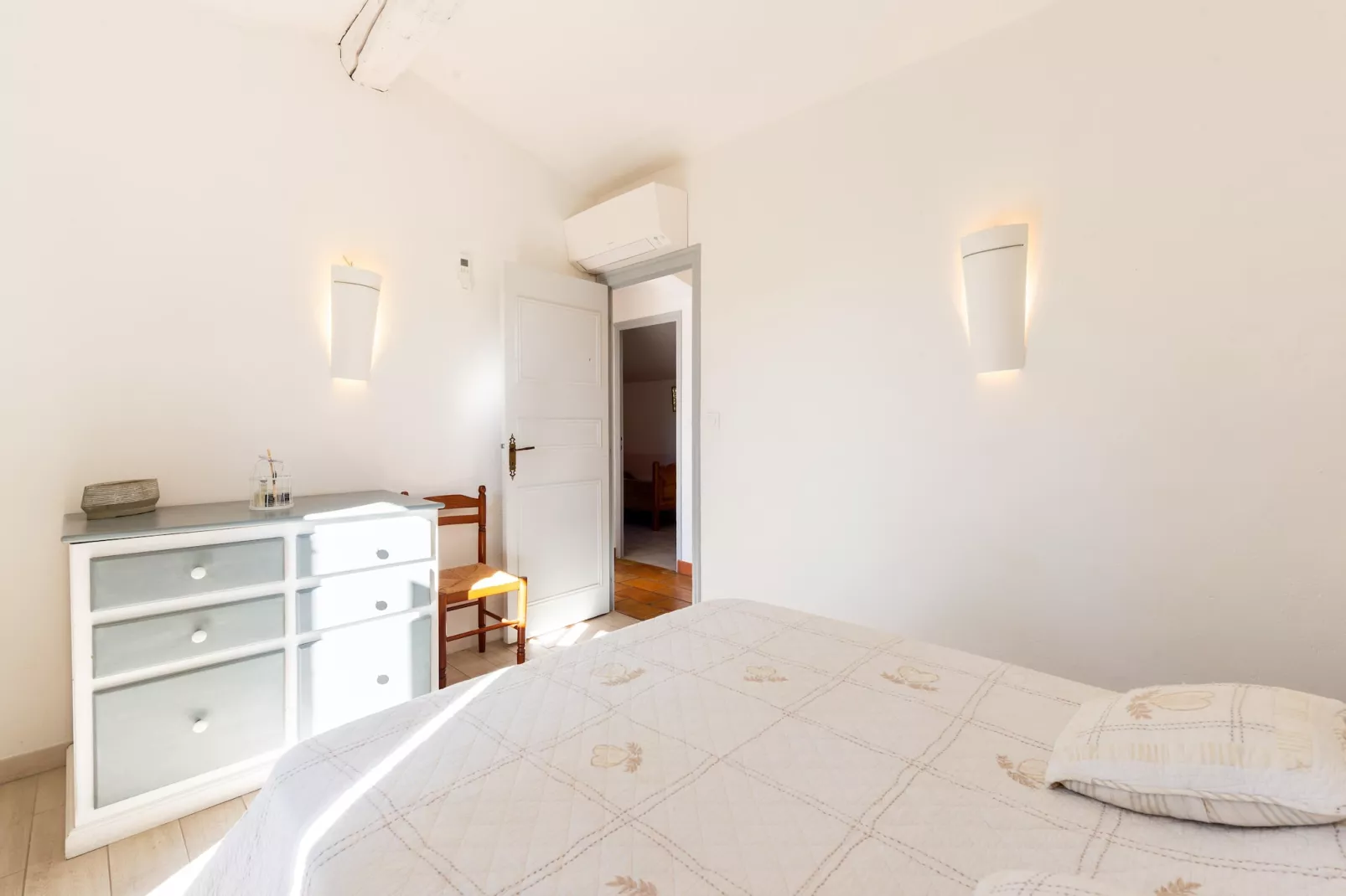 Maison de Campagne Mouans Sartoux-Schlafzimmer