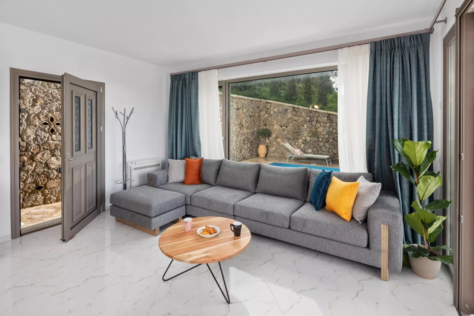Villa Fundana-Living room