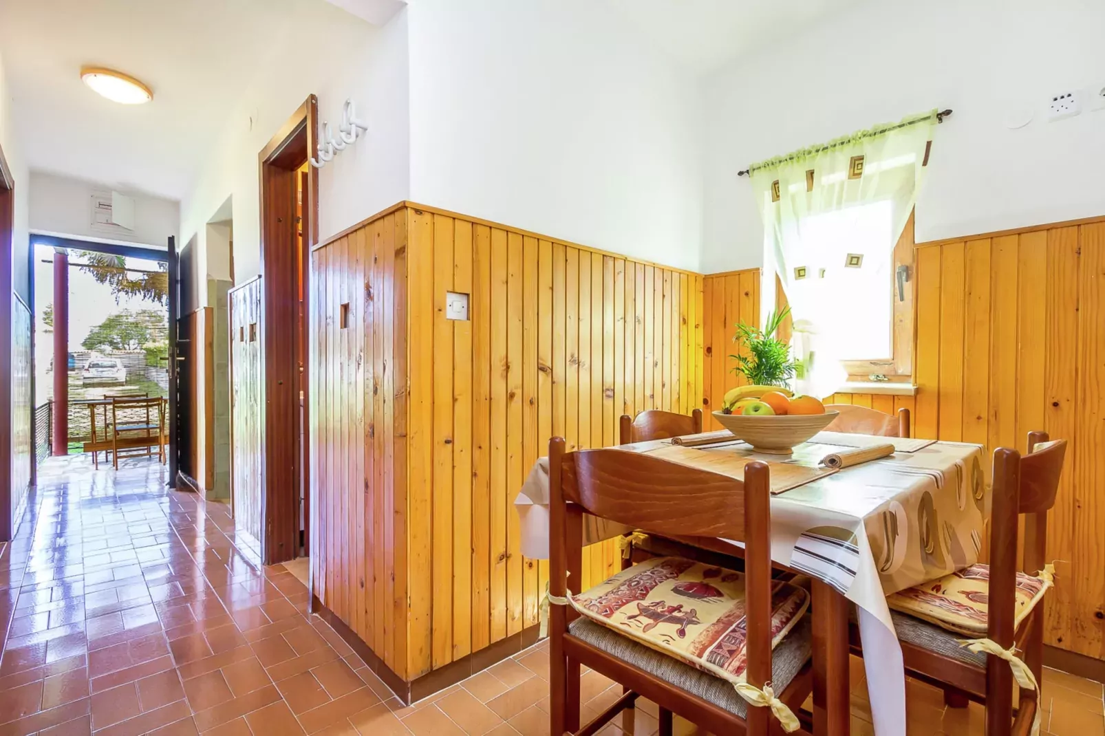 Snjezana-Salle à manger