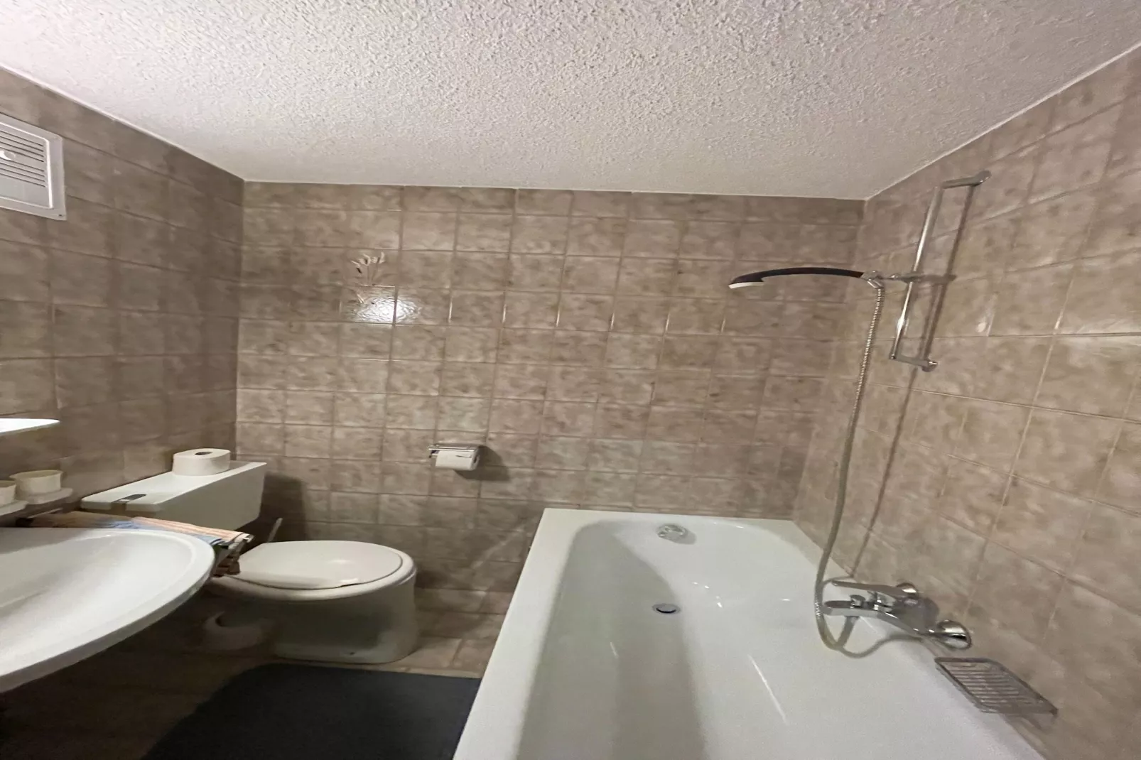 Lechner Enzian-Bathroom