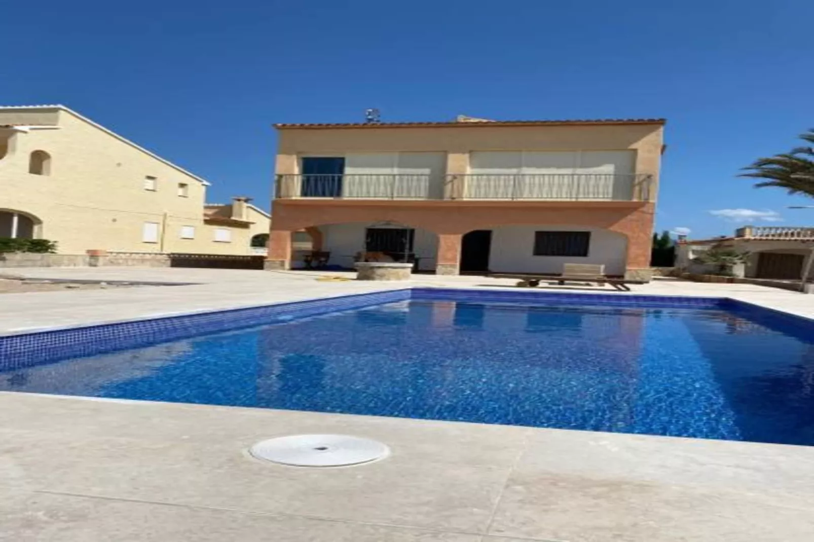 Llebeig 2-Pool