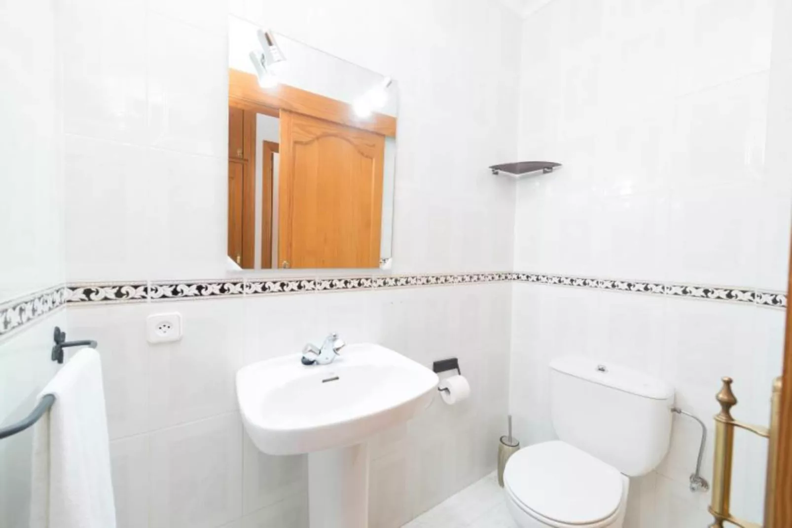 Es Desaigua-Bathroom