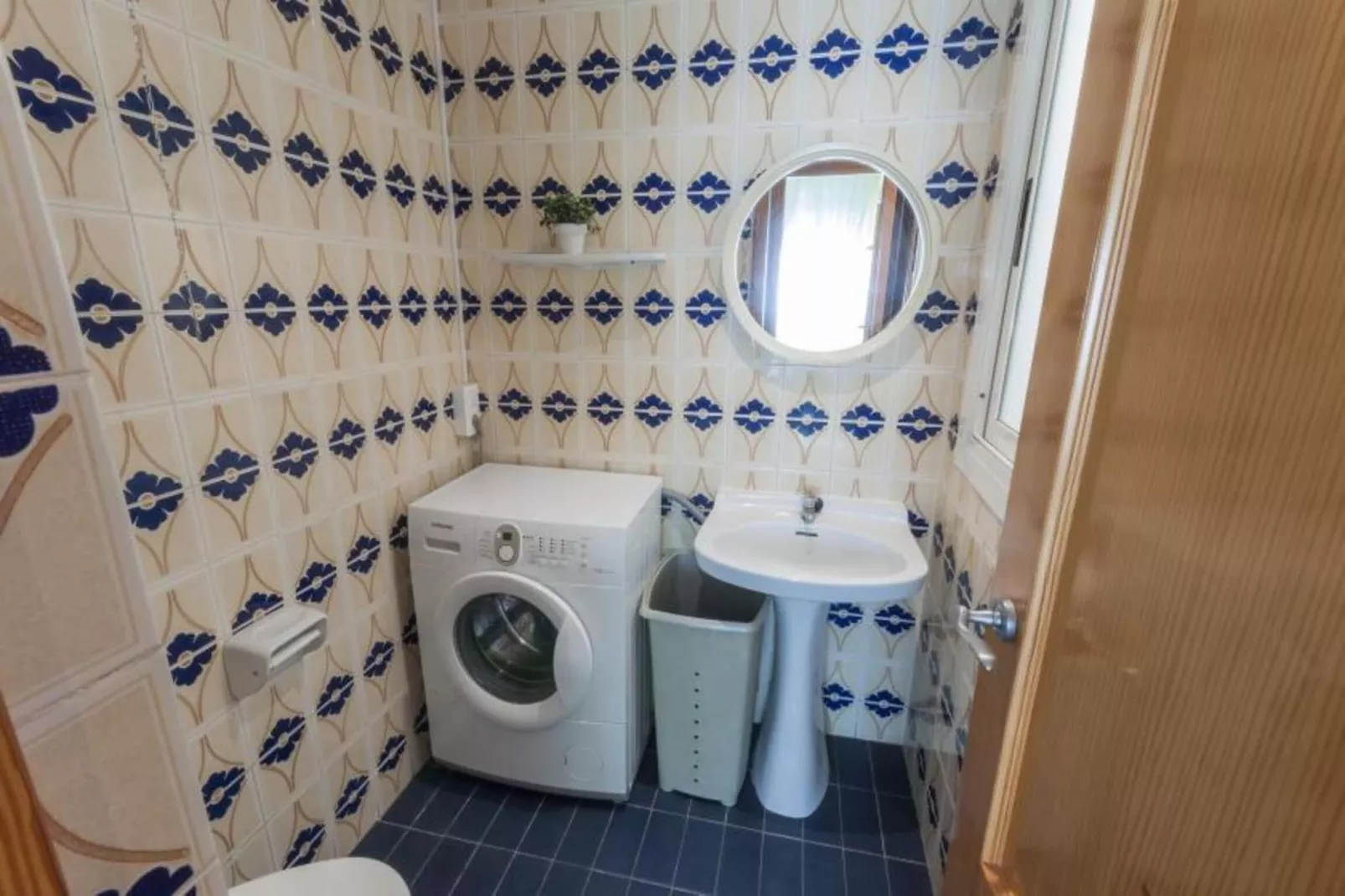 Pandora 3-Bathroom